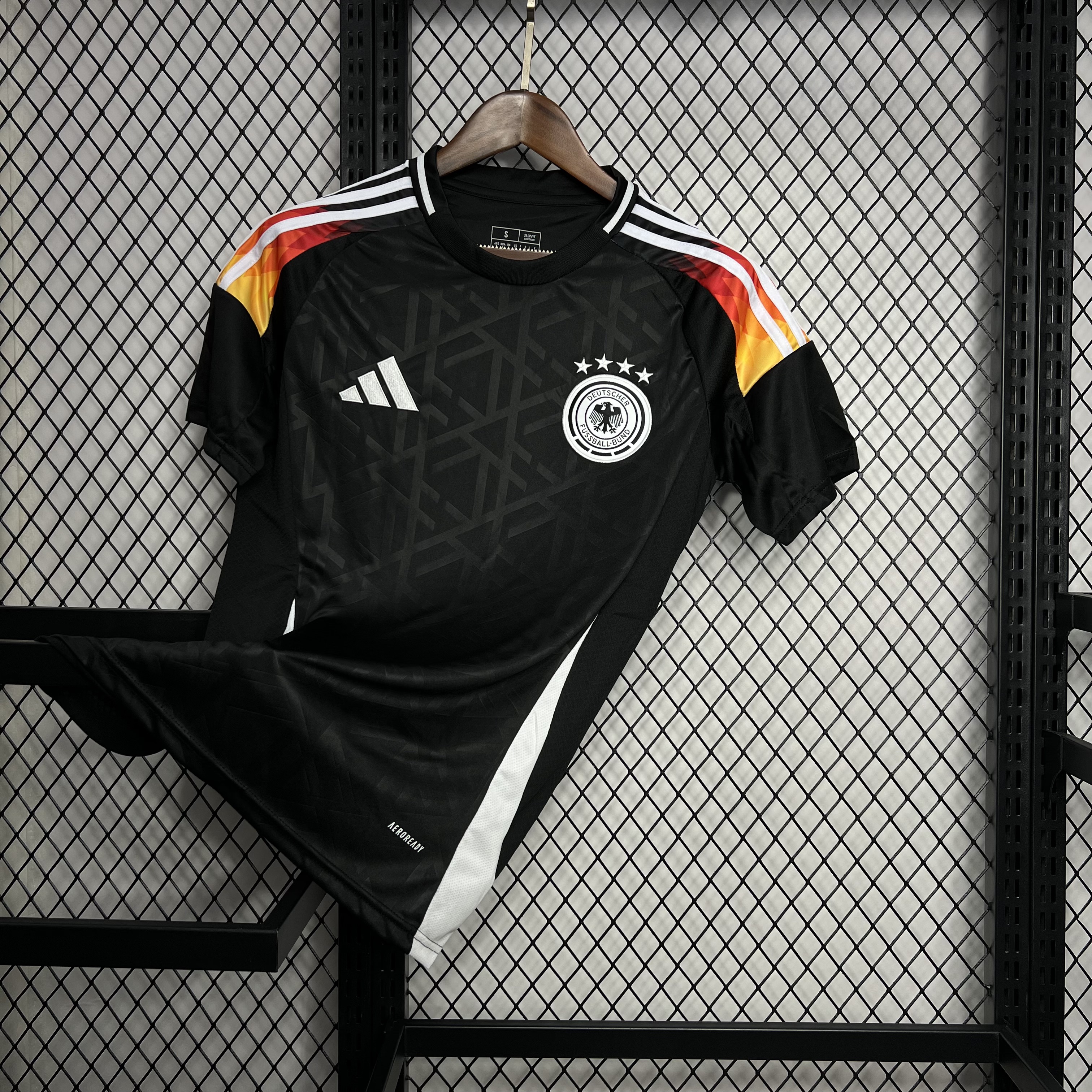 2024-2025 Germany Pre-match training uniform Jersey — view 3
