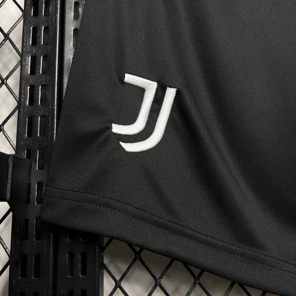 2024/2025 Juventus Home Shorts — view 4