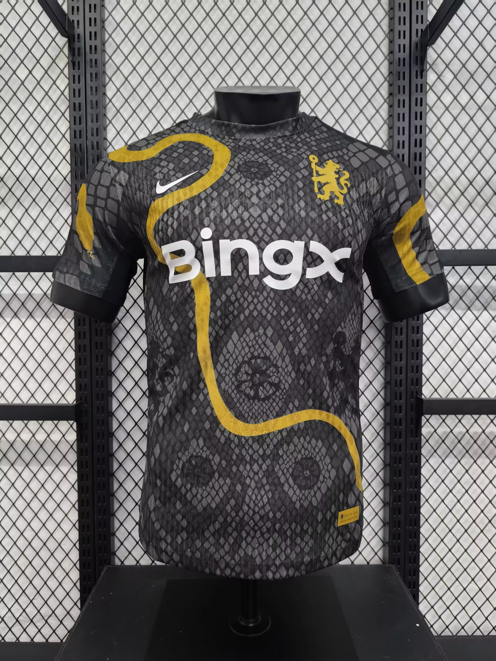 2025/2026 Spielerversion Chelsea Jahr der Schlange Edition Fußballtrikot Thai-Qualität