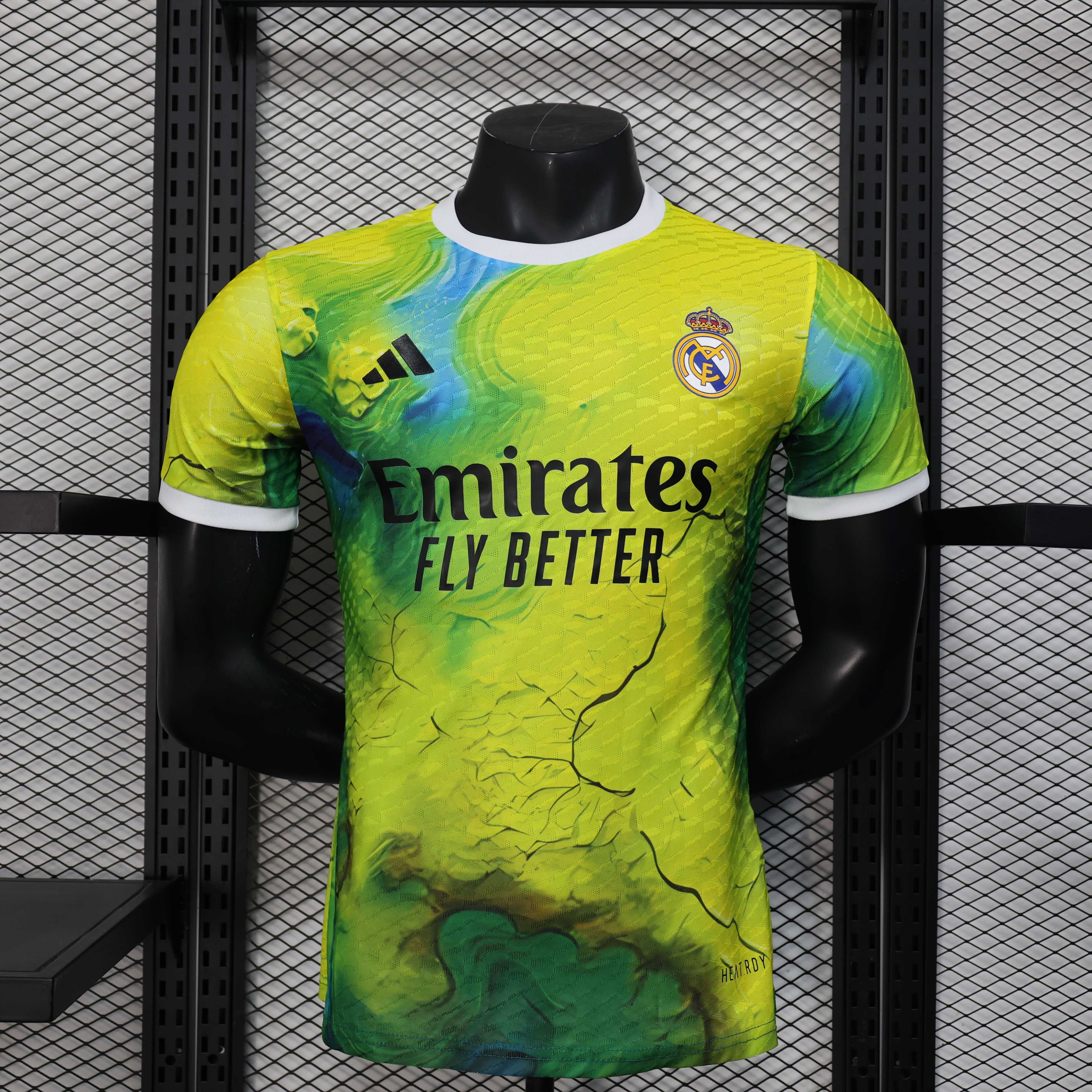 2025/2026 Versión Jugador Real Madrid Edición Especial 20 Camiseta de Fútbol Calidad Tailandesa