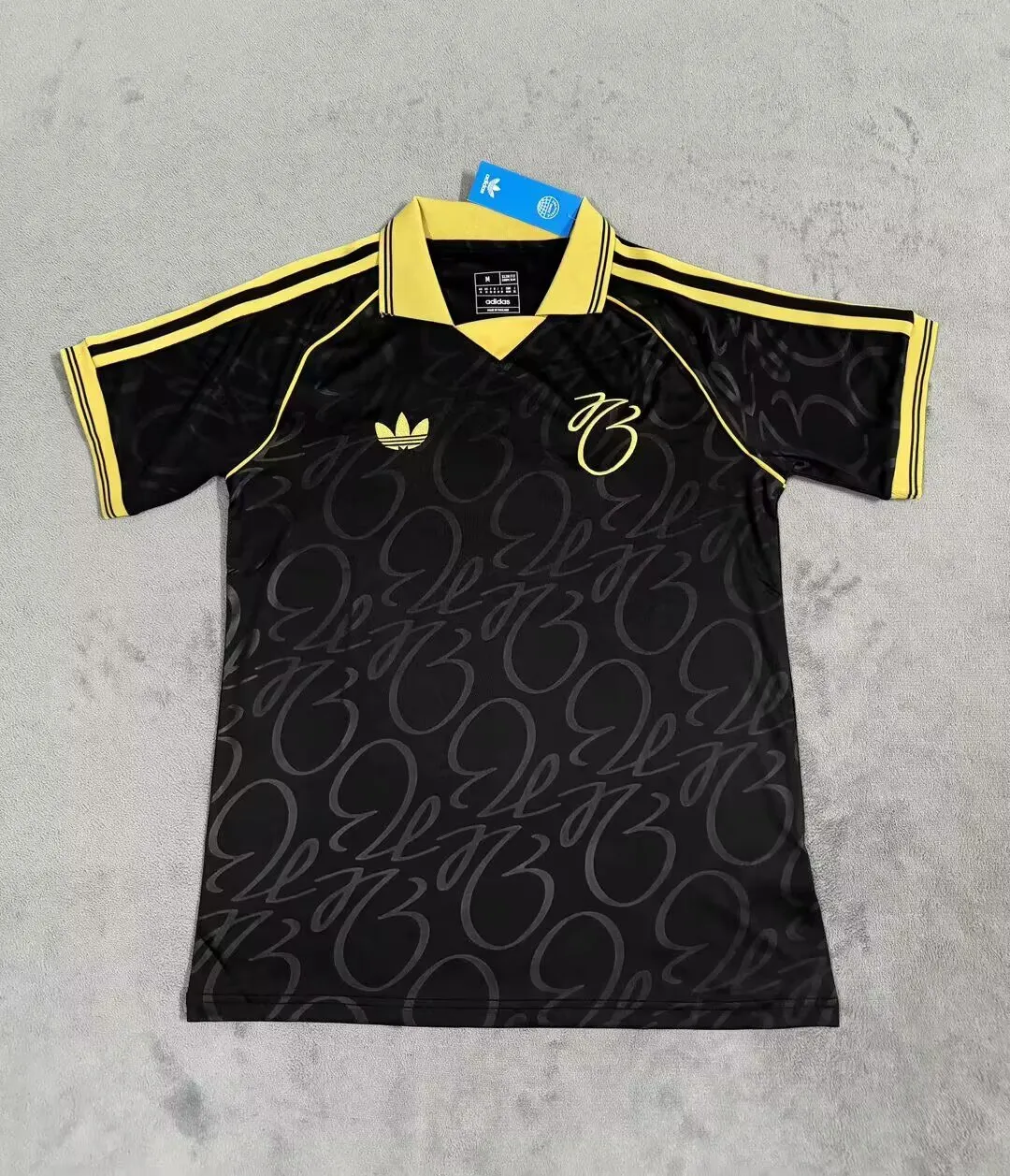 2025/2026 Real Madrid Bellingham Lapel Football Jersey AAA fan-grade