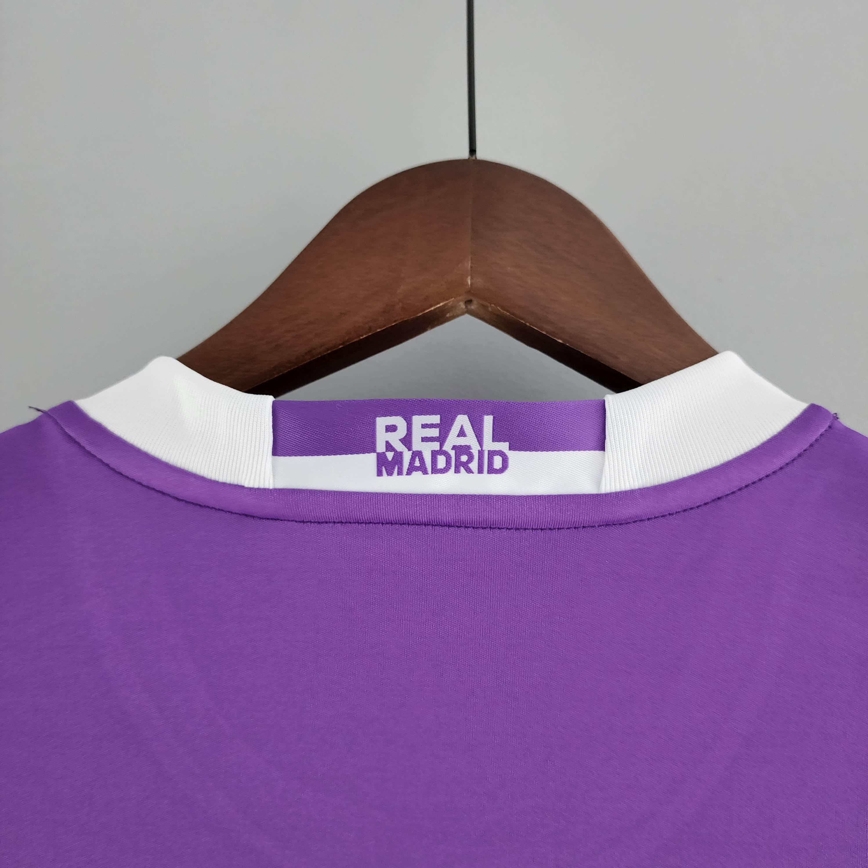 2016/2017 Retro Real Madrid Away — view 7