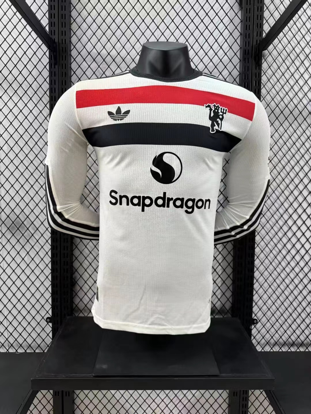 2024/2025 Player Version Manchester United Third Away Long Sleeve Football Shirt AAA fan-grade