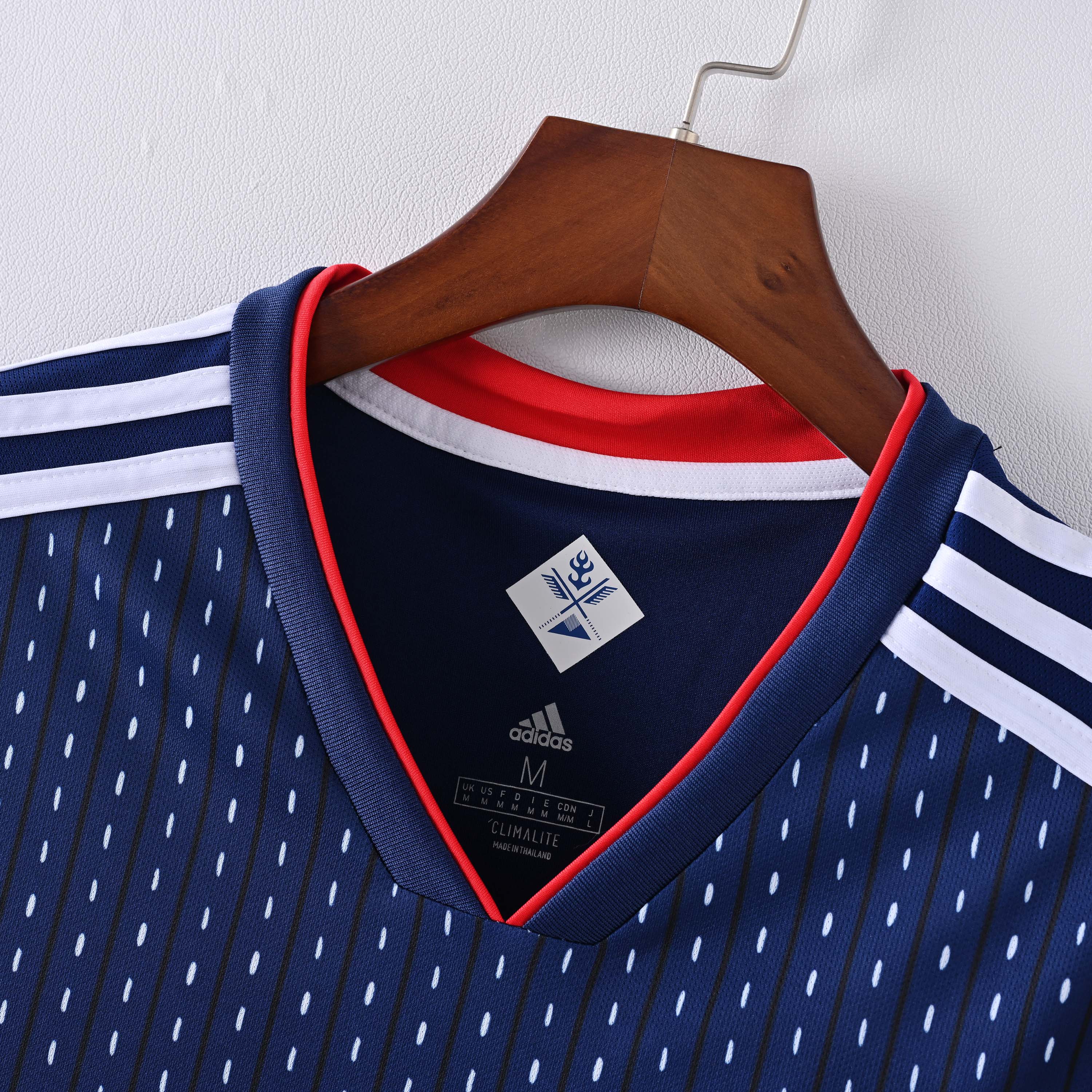 Camisa de Futebol Retro 2018 Japão Home AAA qualidade fã — view 5