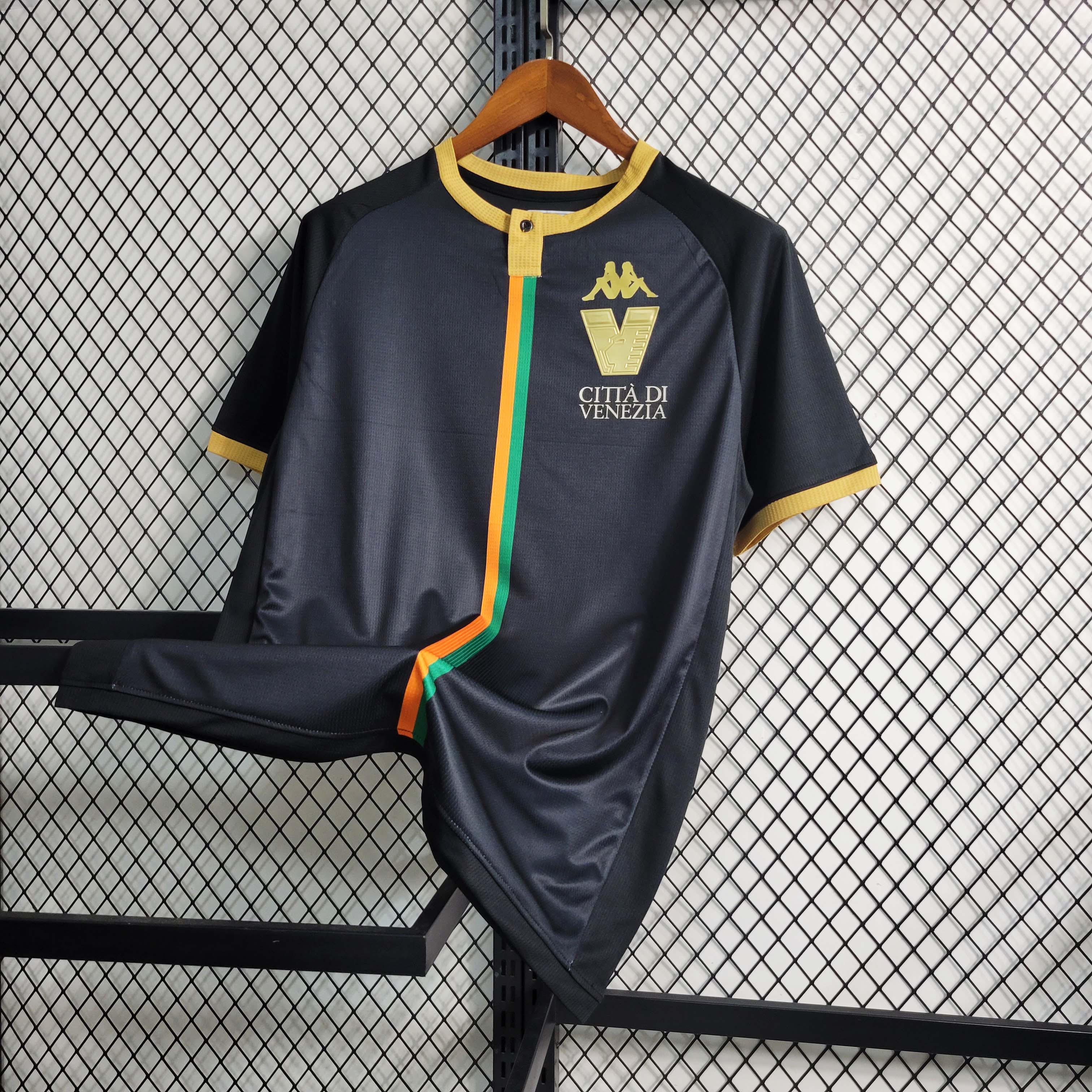 2023/2024 Venezia Home Football Jersey AAA fan-grade — view 3