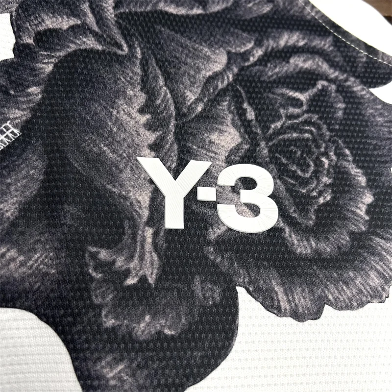2024/2025 Real Madrid Y-3 White Special Edition Jersey — view 4
