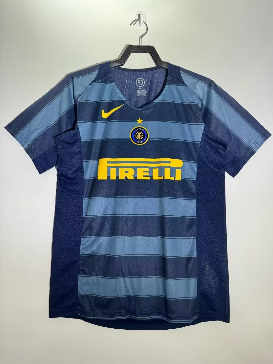 2004/2005 Retro Inter Milan Third Away Football Jersey AAA fan-grade