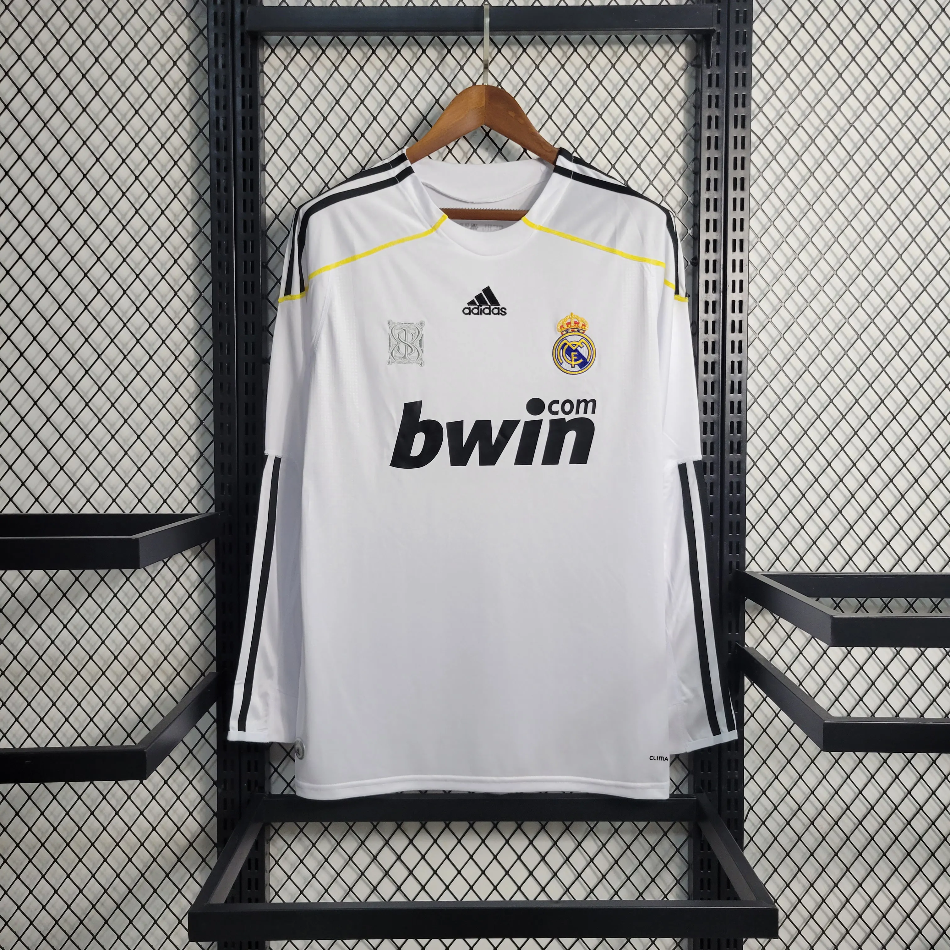 2009/2010 Rétro Manches Longues Real Madrid Domicile Maillot de Football 1:1 Qualité Thaïlandaise