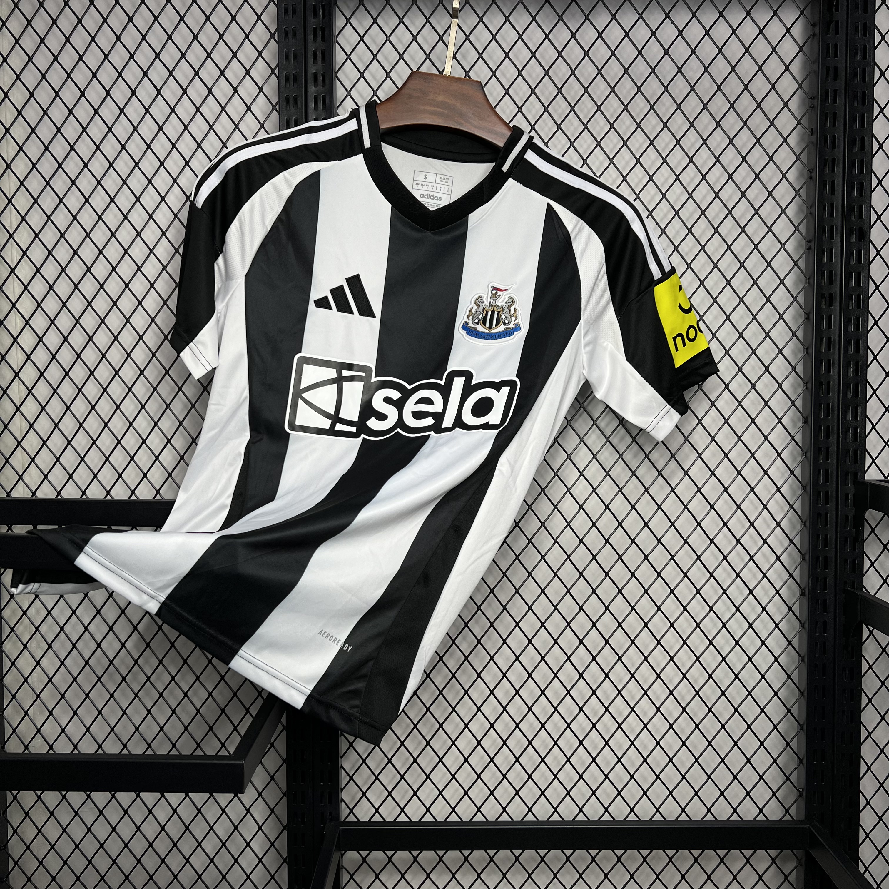 2024/2025 Newcastle United Home Soccer Jersey — view 3