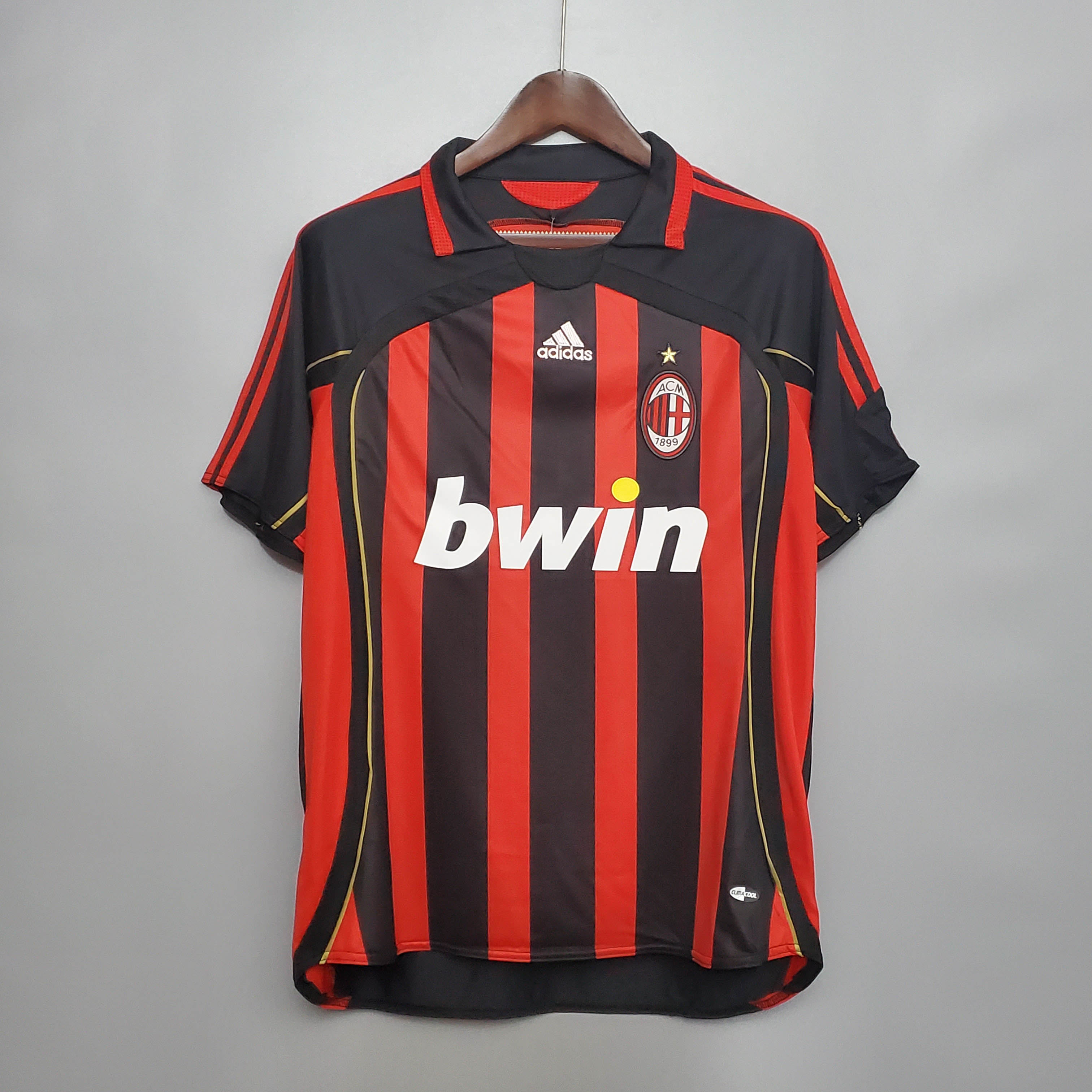 2006/2007 Retro AC Milan Home Football Shirt AAA fan-grade