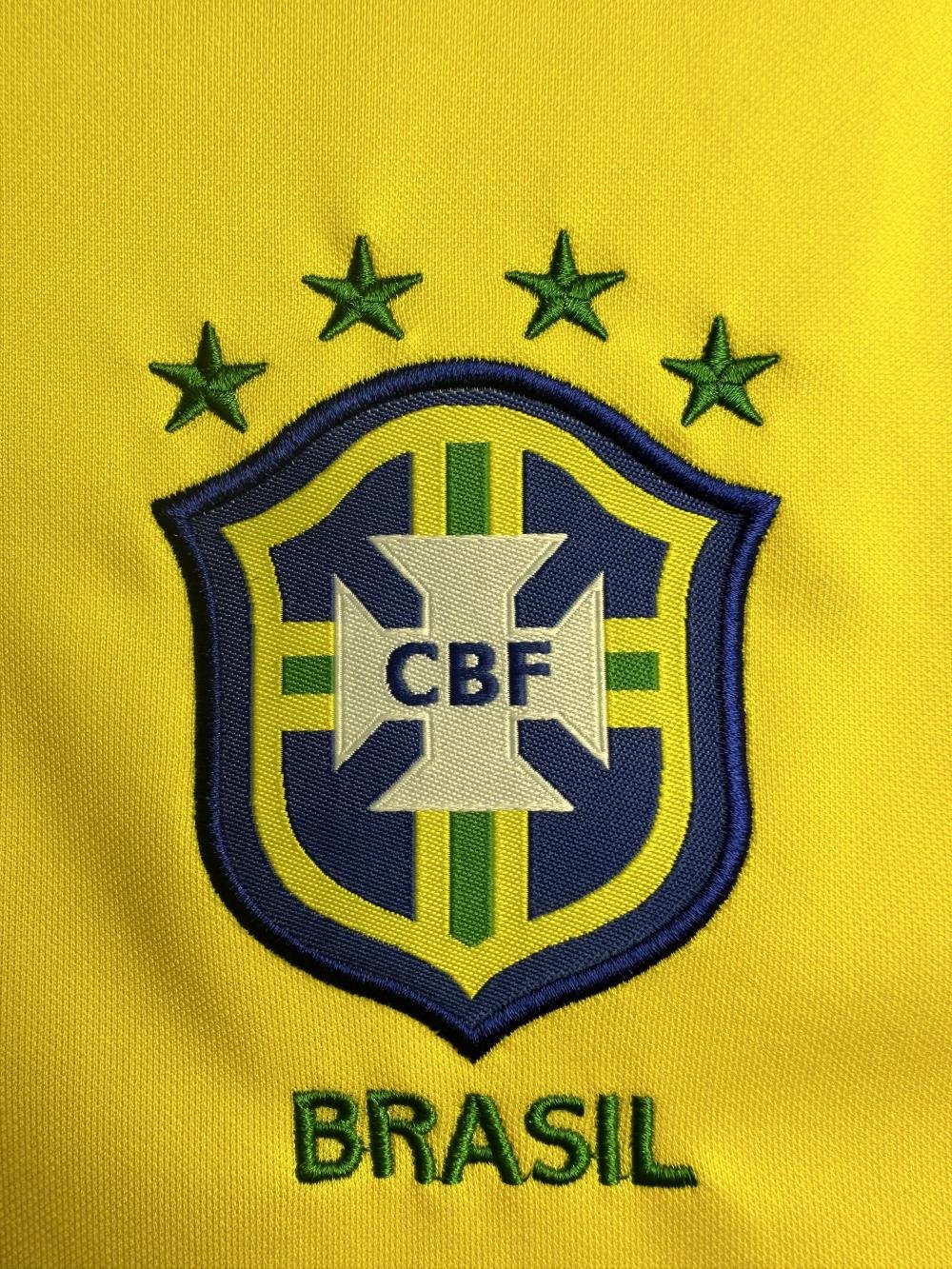 1997 Retro Brazil Soccer Jersey Home AAA fan-grade — view 6