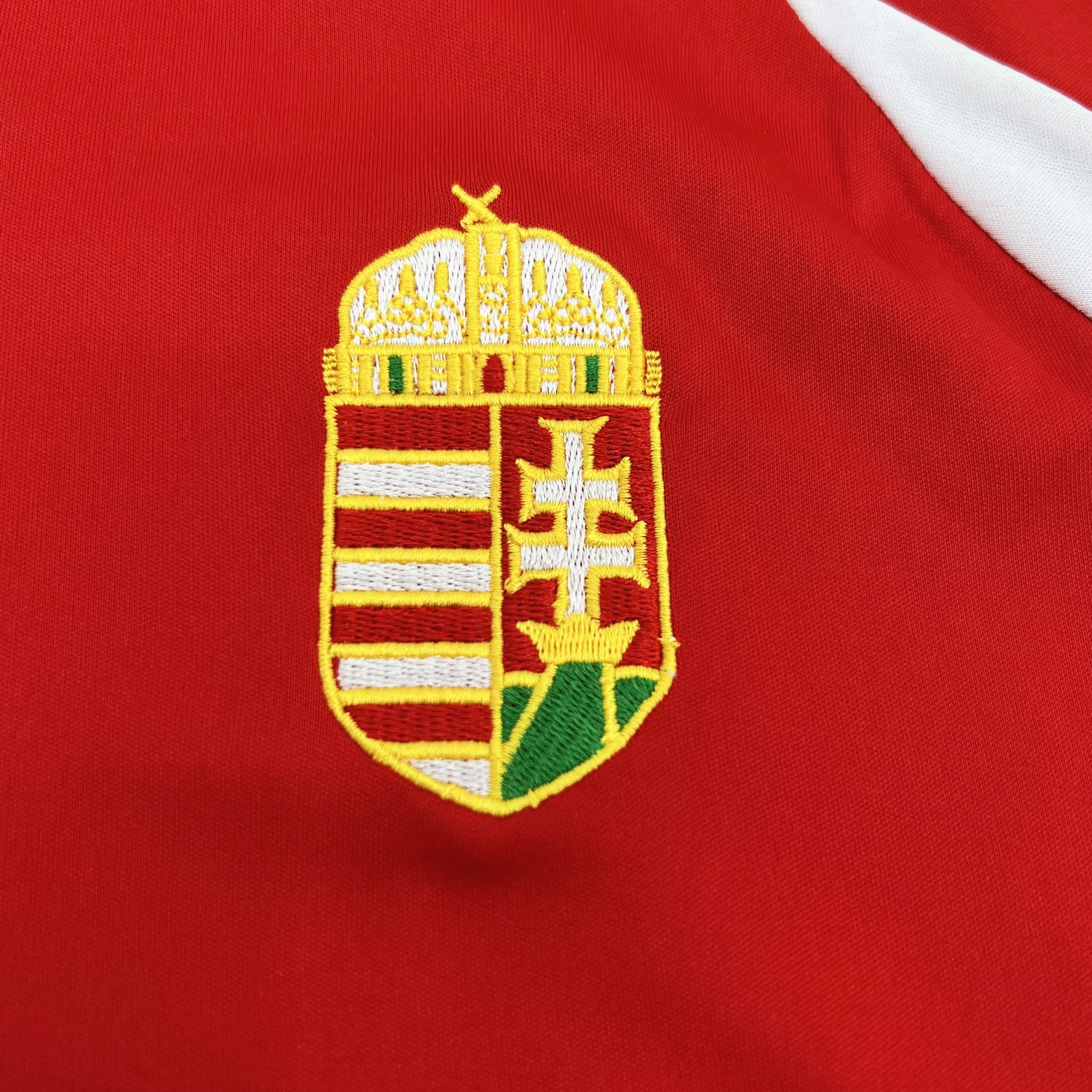2024-2025 Camiseta Local Selección Hungría — view 6