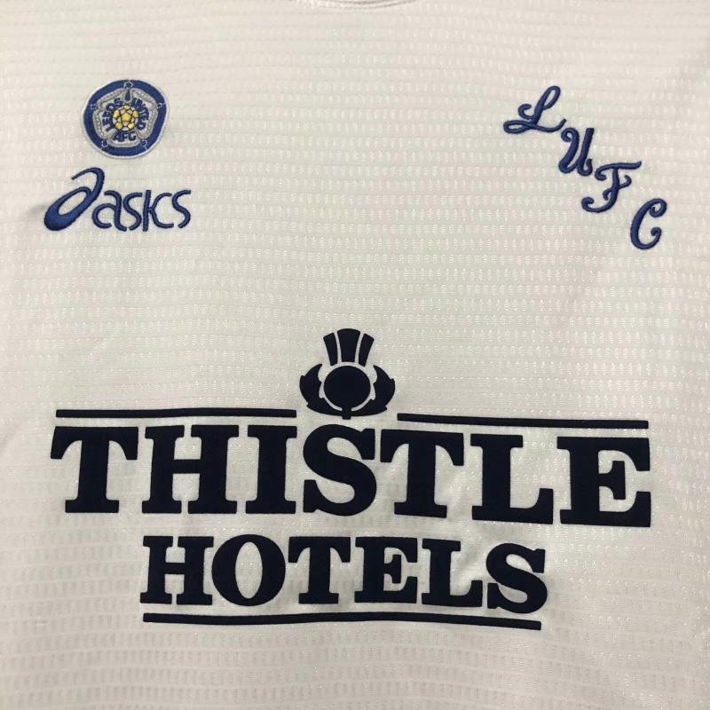 1995-1996 Retro Leeds United Home Soccer Jersey AAA fan-grade — view 6