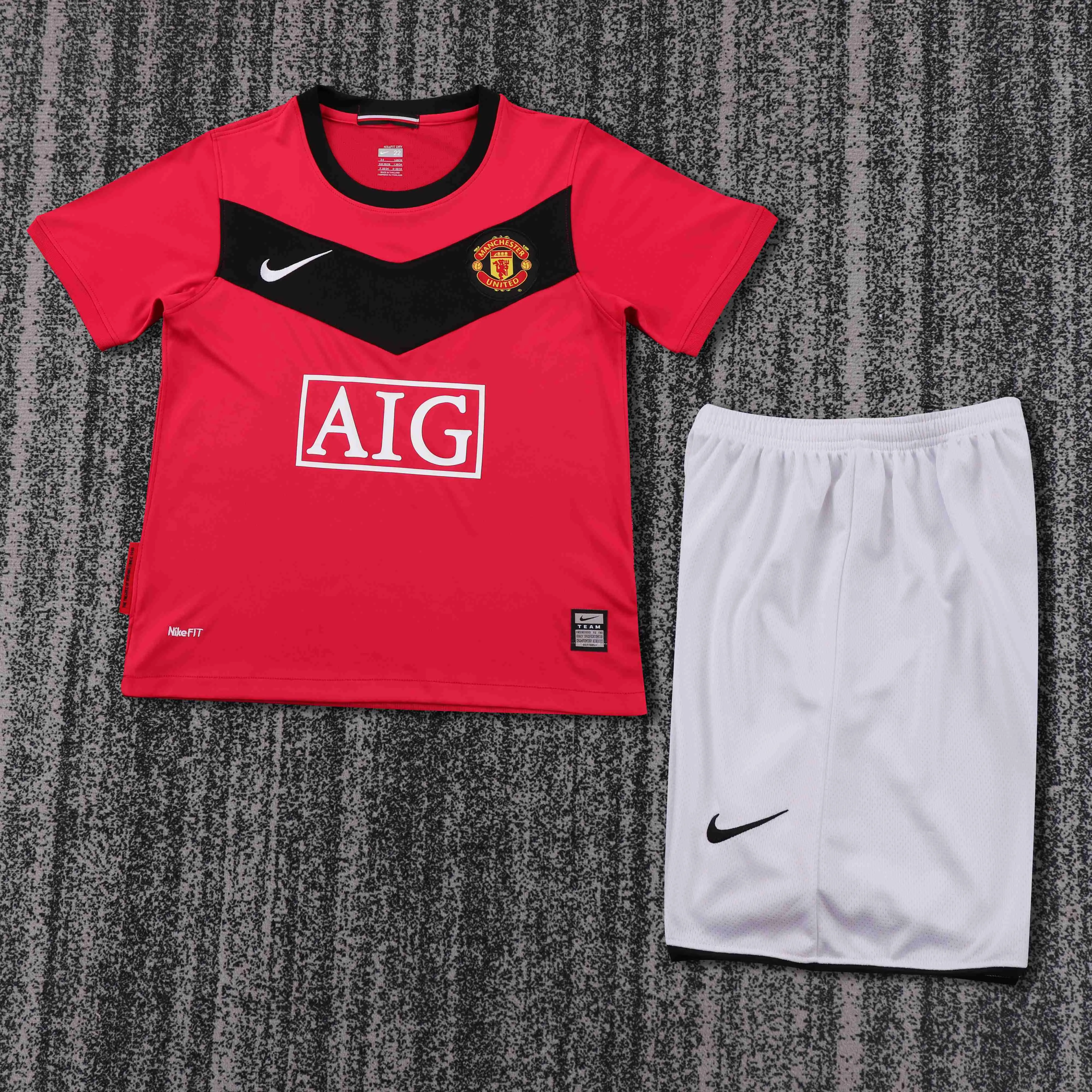 2009-2010 Retro Manchester United Domicile Football Shirt AAA fan-grade Kids Size