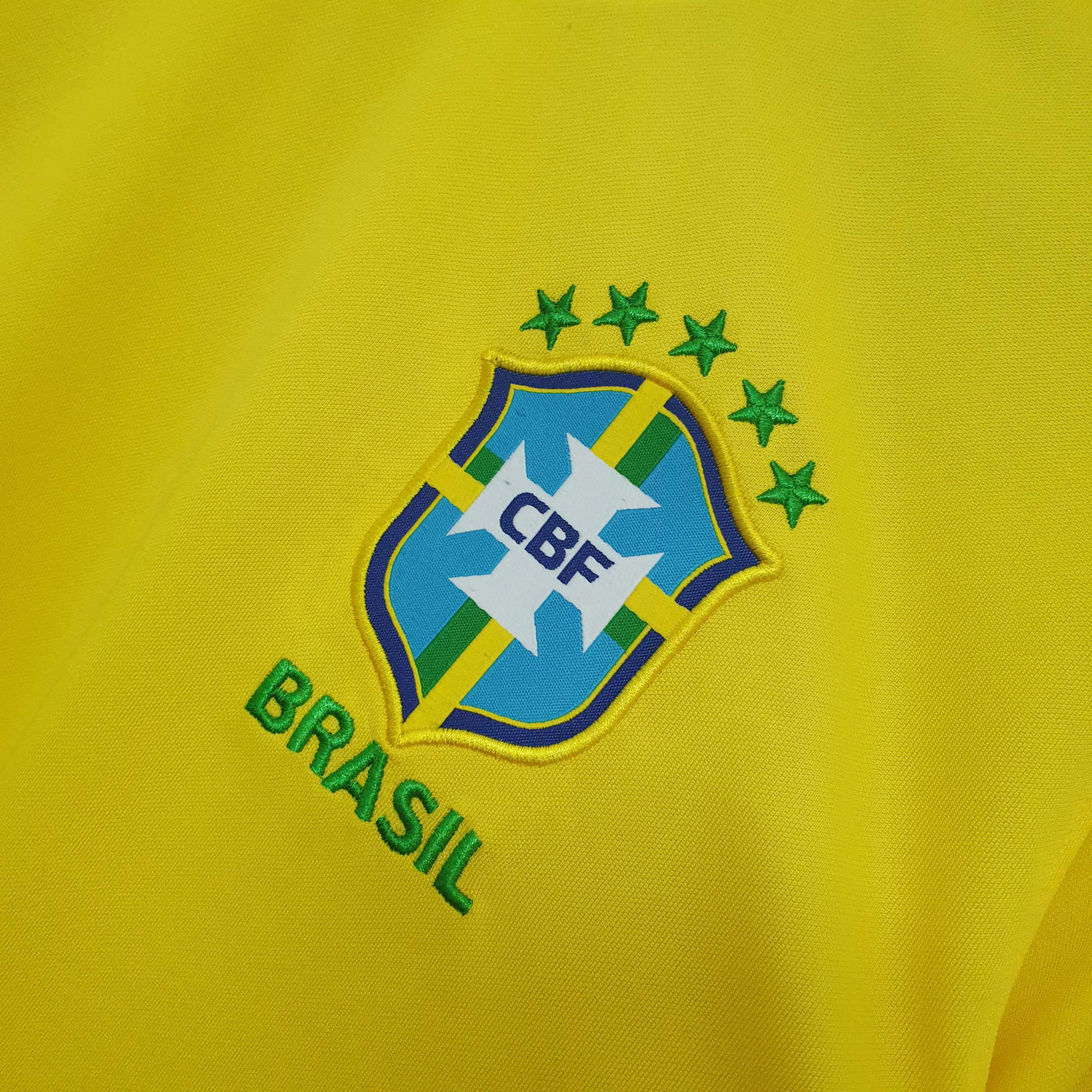 2020 Retro Brazil Home Football Shirt AAA fan-grade — view 9