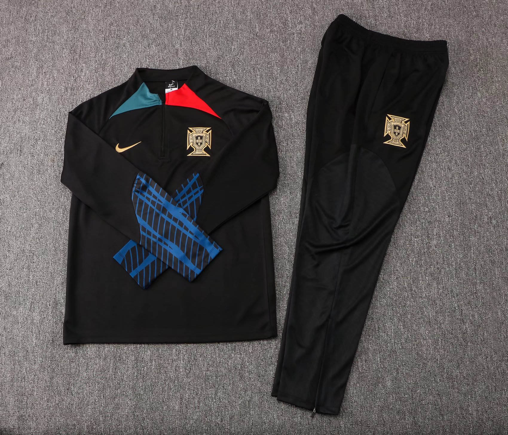 2022 Portugal Half-Pull Training Suit Black Football Shirt Set — view 3