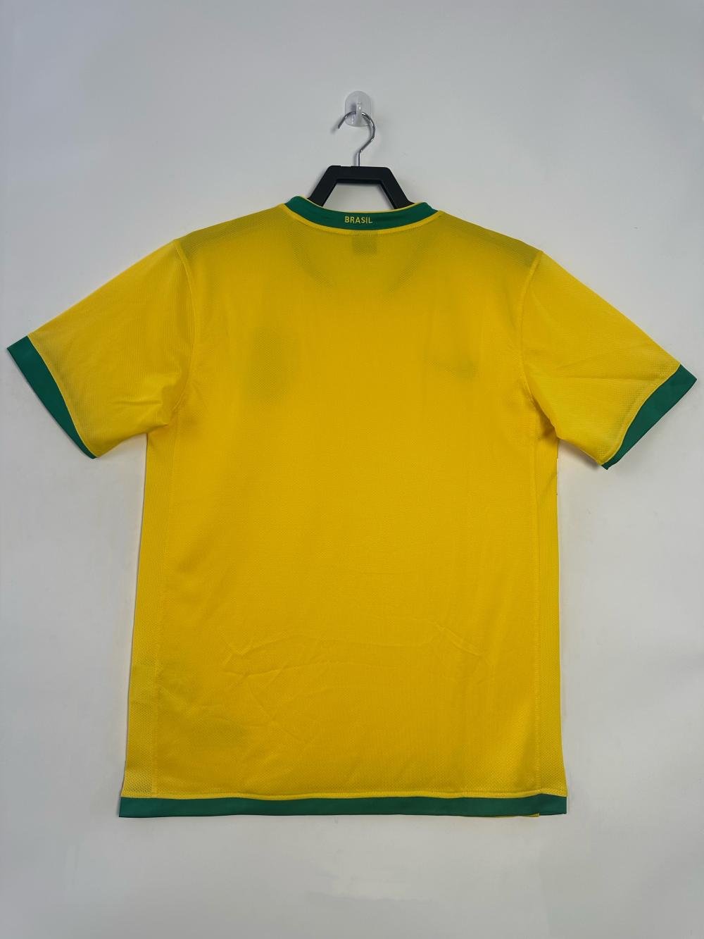 2006 Retro Brazil Home Soccer Jersey AAA fan-grade — view 2