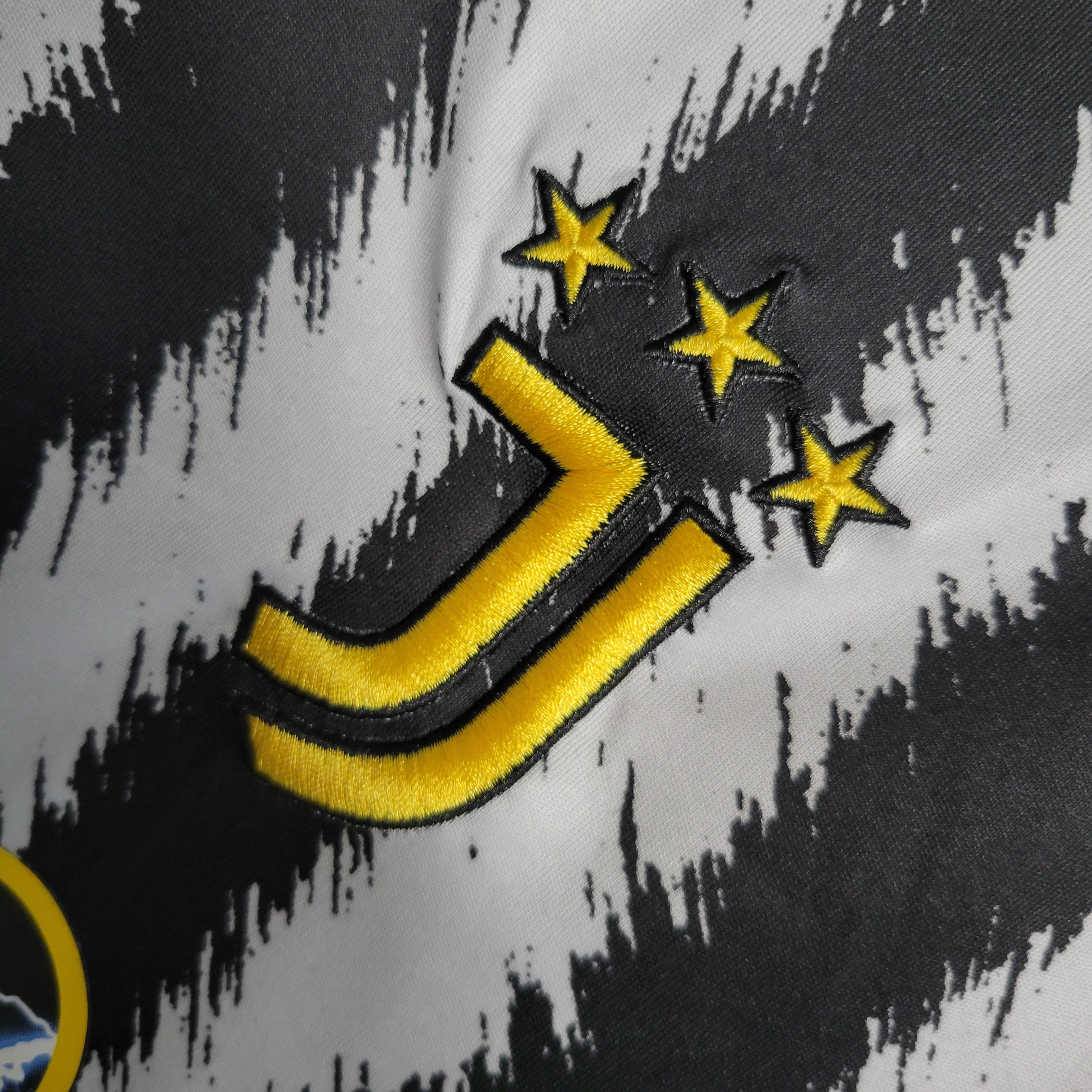 2023/2024 Long Sleeve Juventus Home AAA fan-grade — view 5