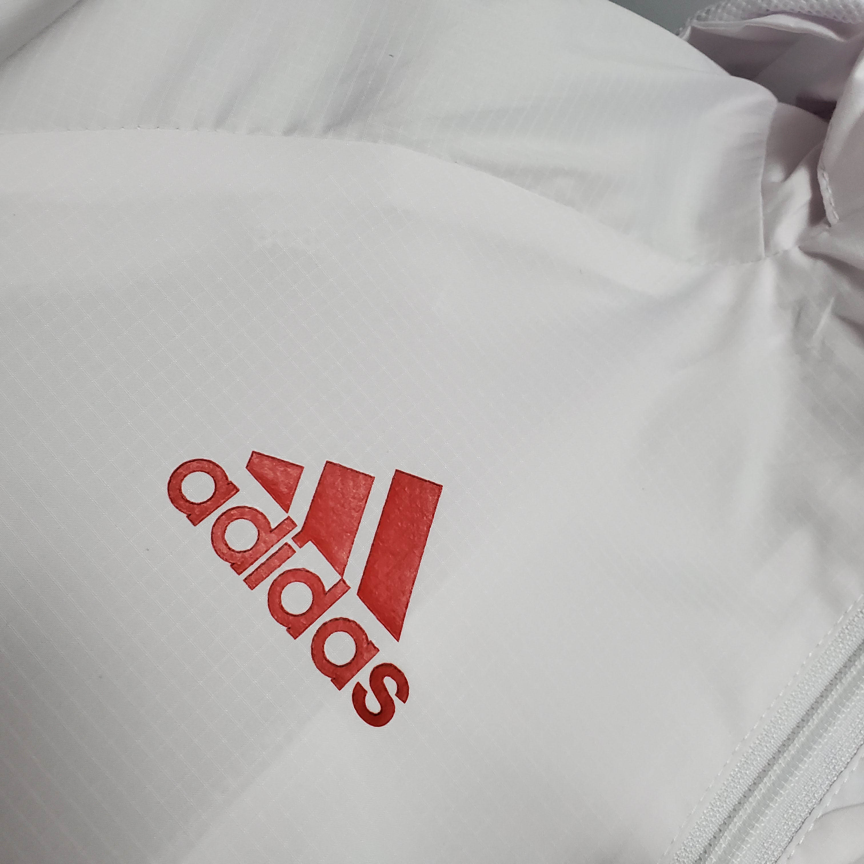 2021 Manchester United Jersey Windbreaker White(Black-Red Edge) — view 4