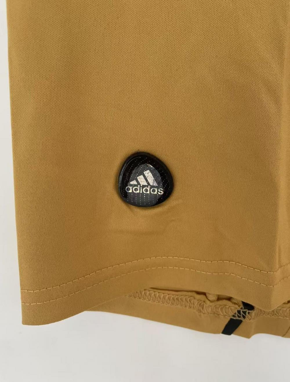 2008 Retro Spain Away Soccer Shirt AAA fan-grade — view 5