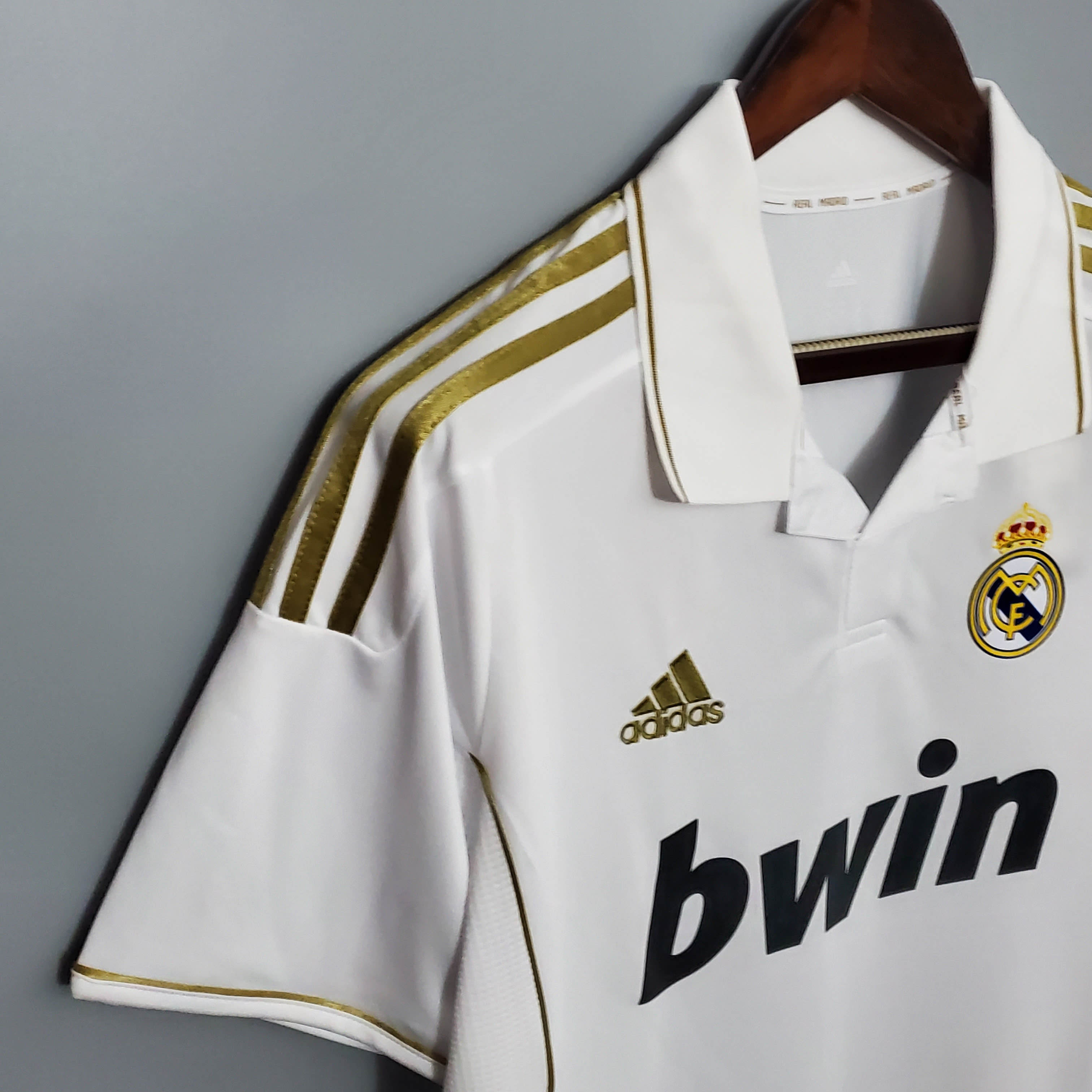 2011/2012 Retro Real Madrid Home — view 6
