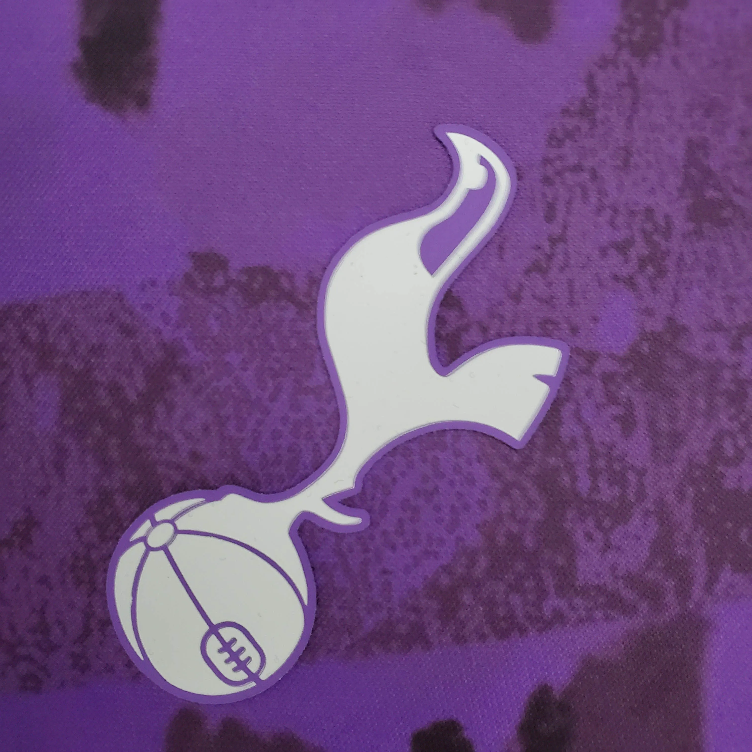 Tottenham Football Shirt 2021/2022 Third Away — view 5