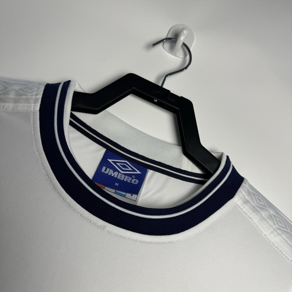 1999-2001 Retro England Home Soccer Jersey AAA fan-grade — view 3