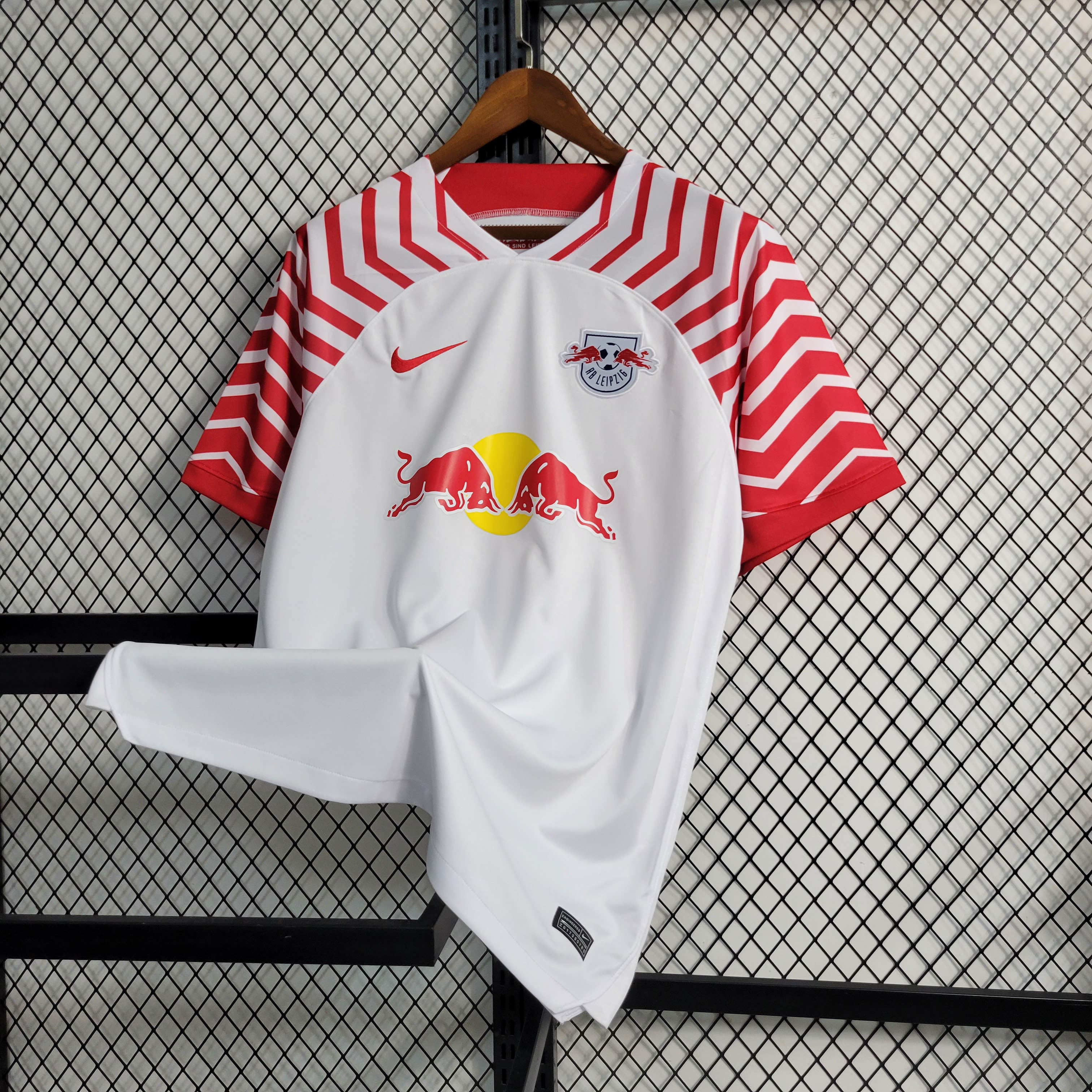 2023/2024 Leipzig Home Football Shirt — view 3