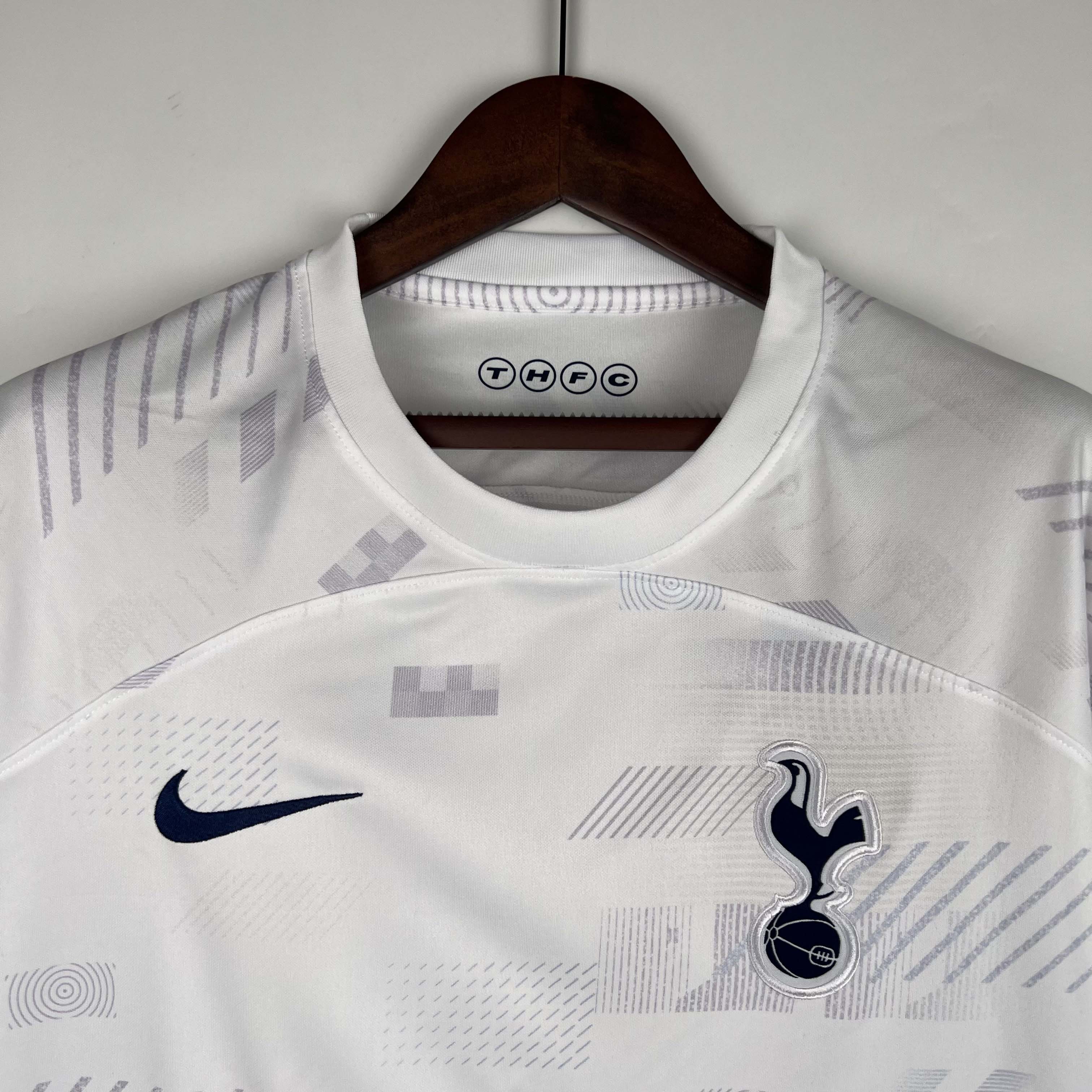 2023/2024 Tottenham Home Football Shirt — view 3