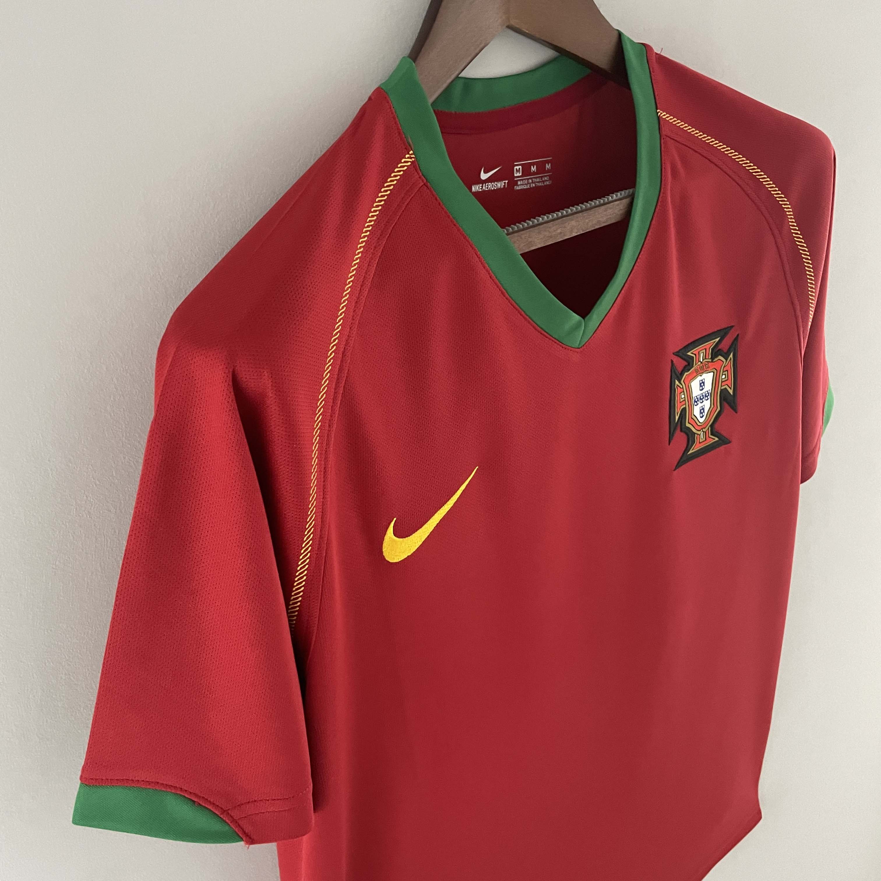 2006 Retro Portugal Home Football Shirt 1:1 Thai Quality — view 5