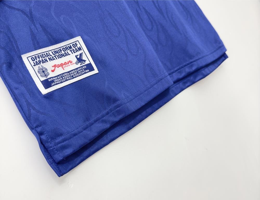 1998 Retro Japan Home Football Jersey AAA fan-grade — view 10