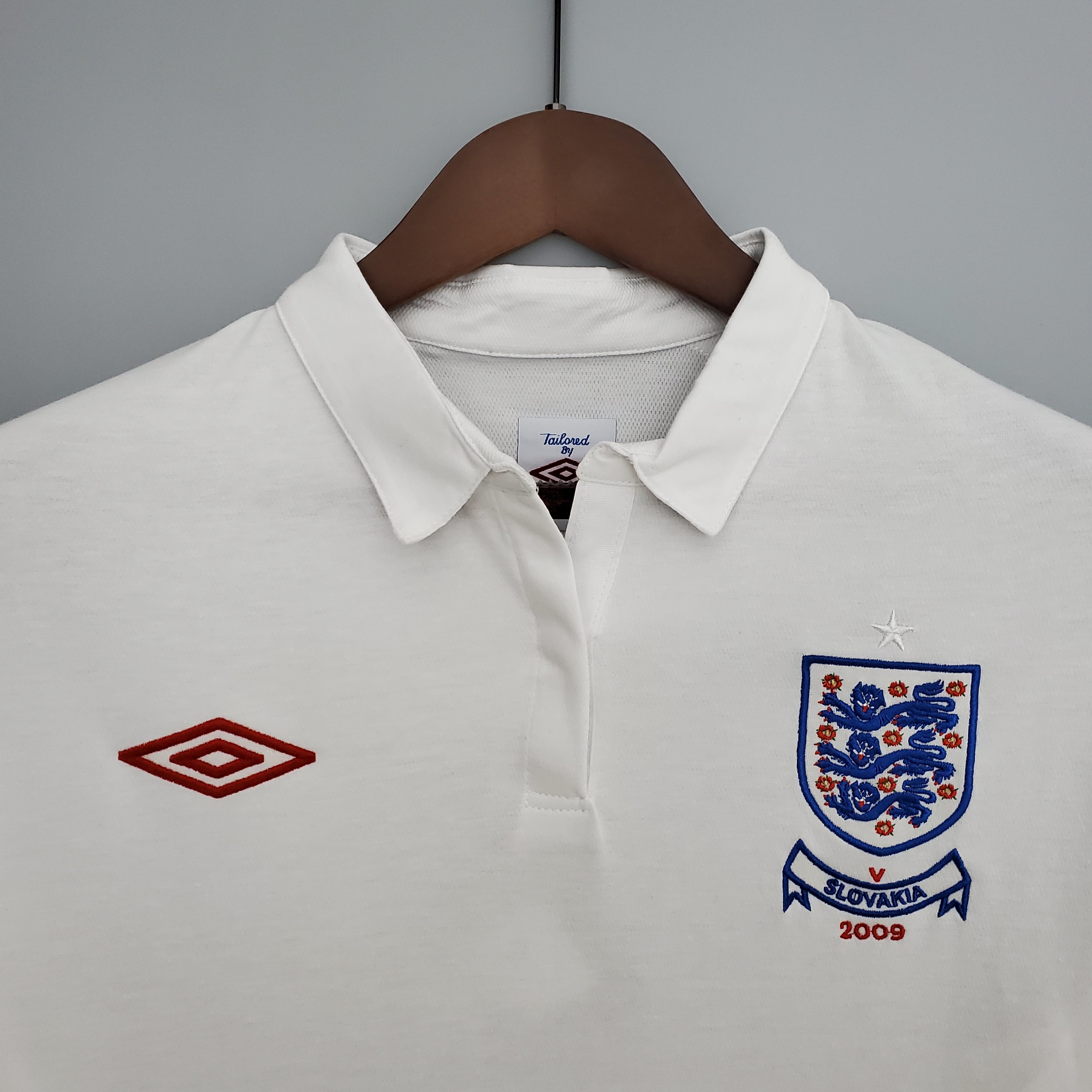 Camisa Retro 2010 Inglaterra Casa Futebol AAA qualidade fã — view 4