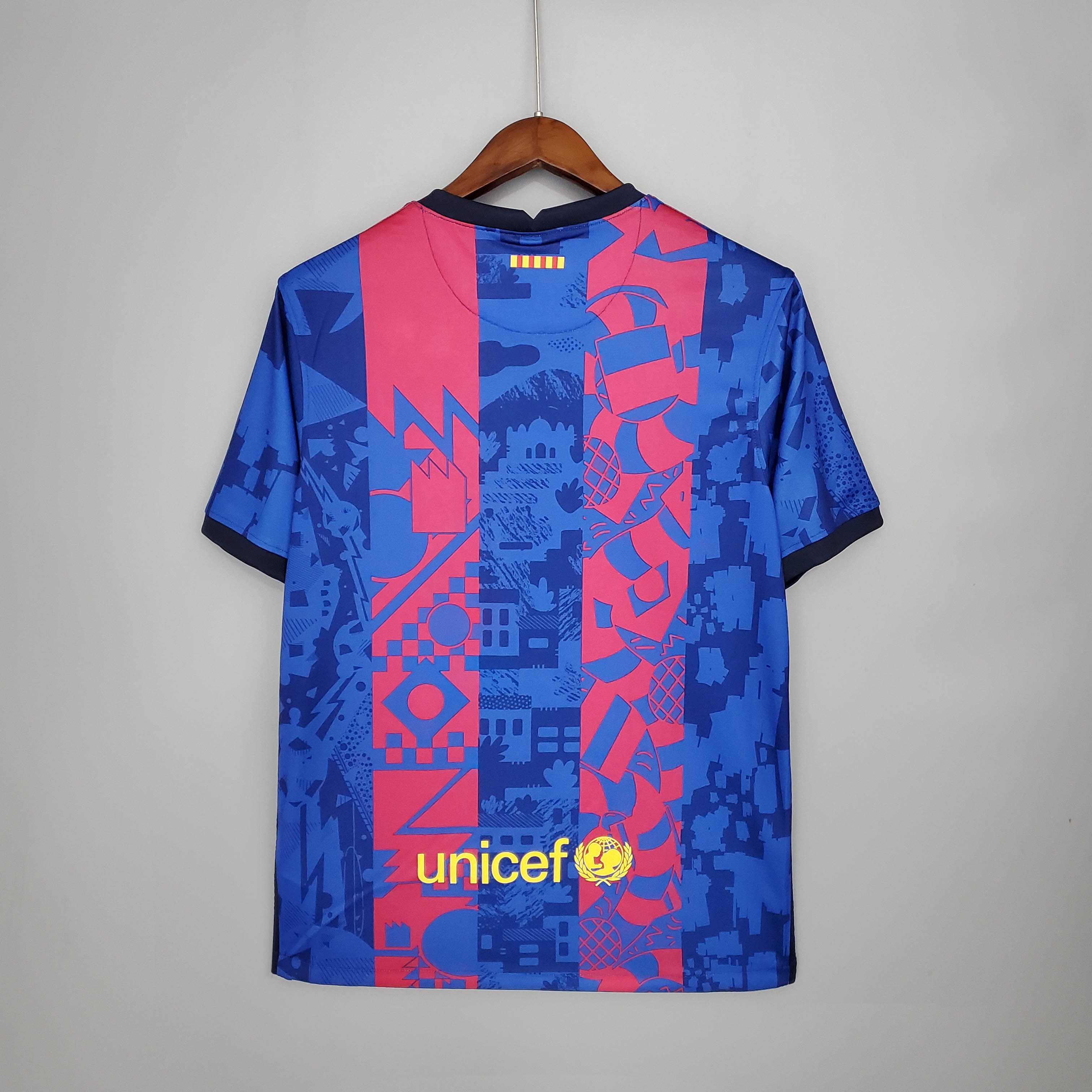 Barcelona Football Shirt 2021 / 2022 AAA fan-grade Third Away — view 2