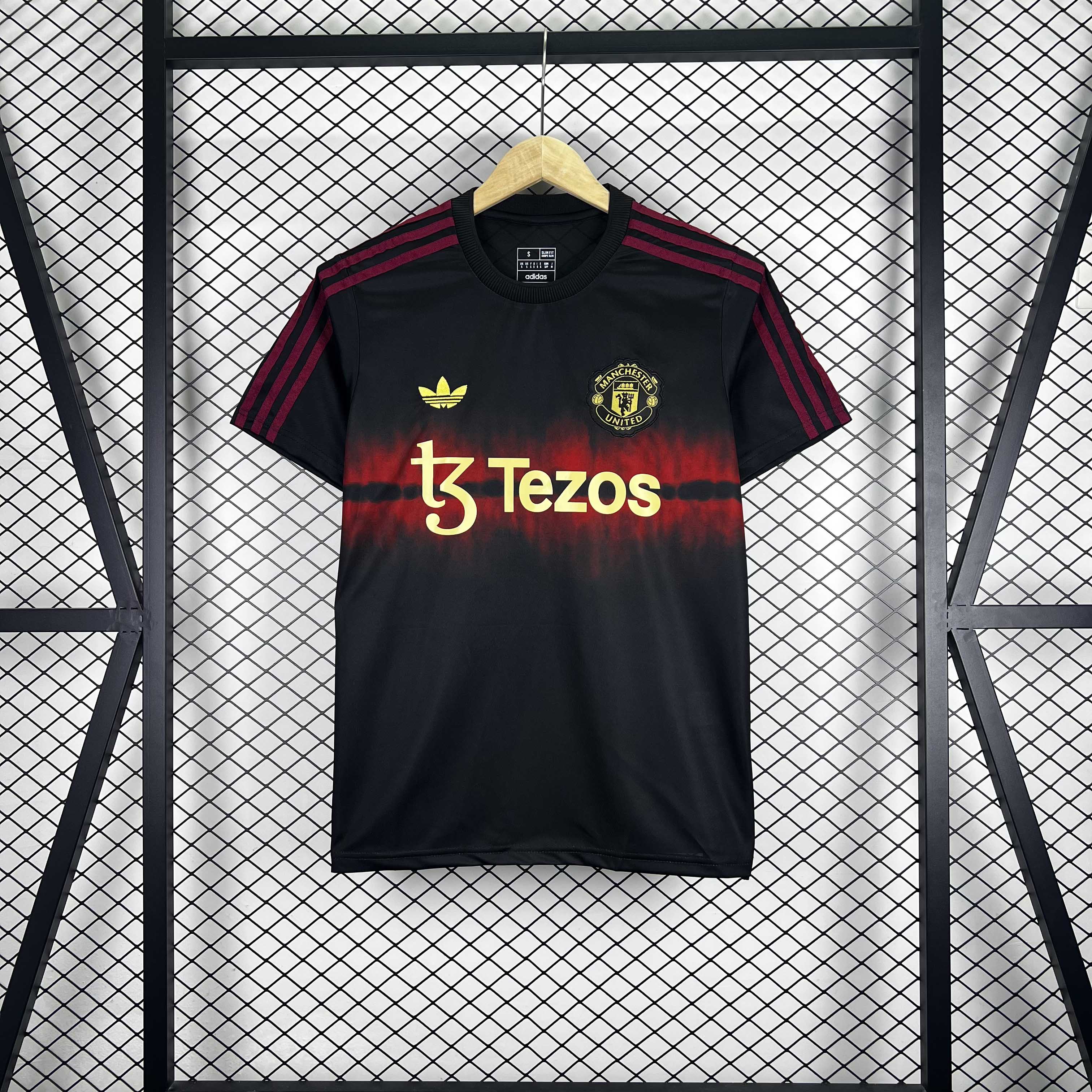 2025/2026 Manchester United Avant-Match Entraînement Maillot de Football Qualité Thaï