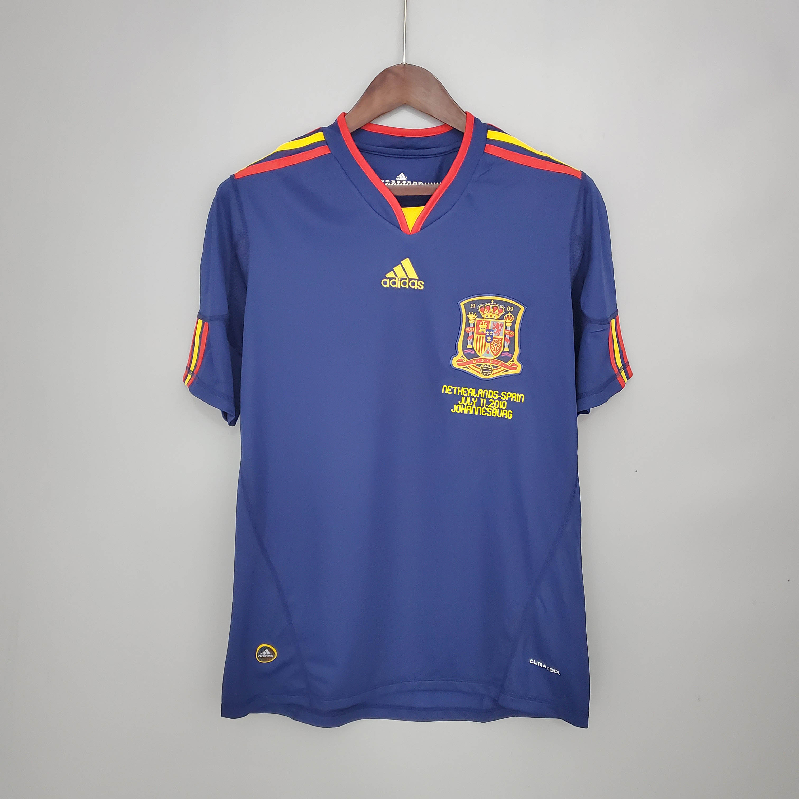 2010 Retro Spain Away Soccer Shirt — main view