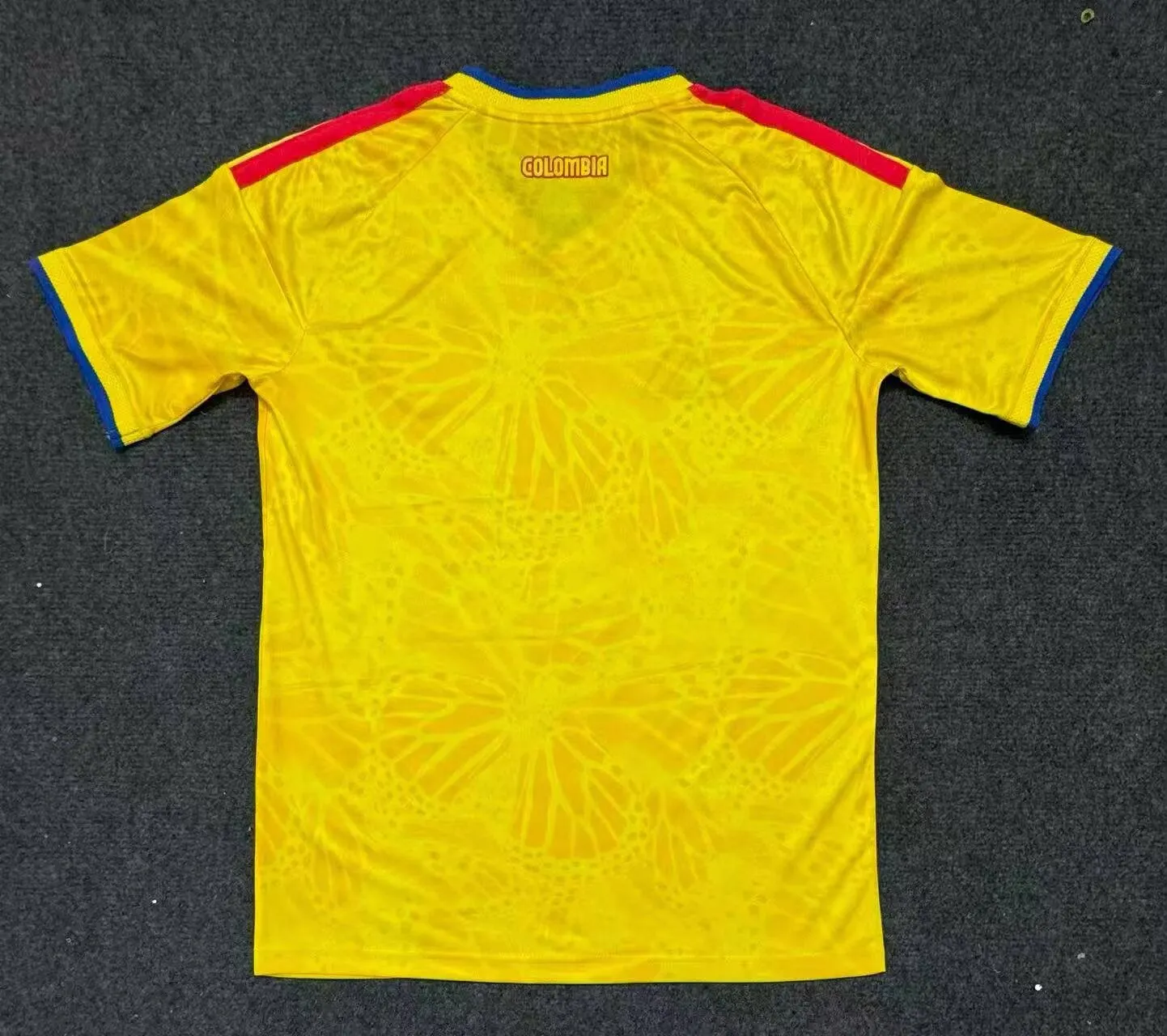 2026 Colombia Home Football Jersey AAA fan-grade — view 2