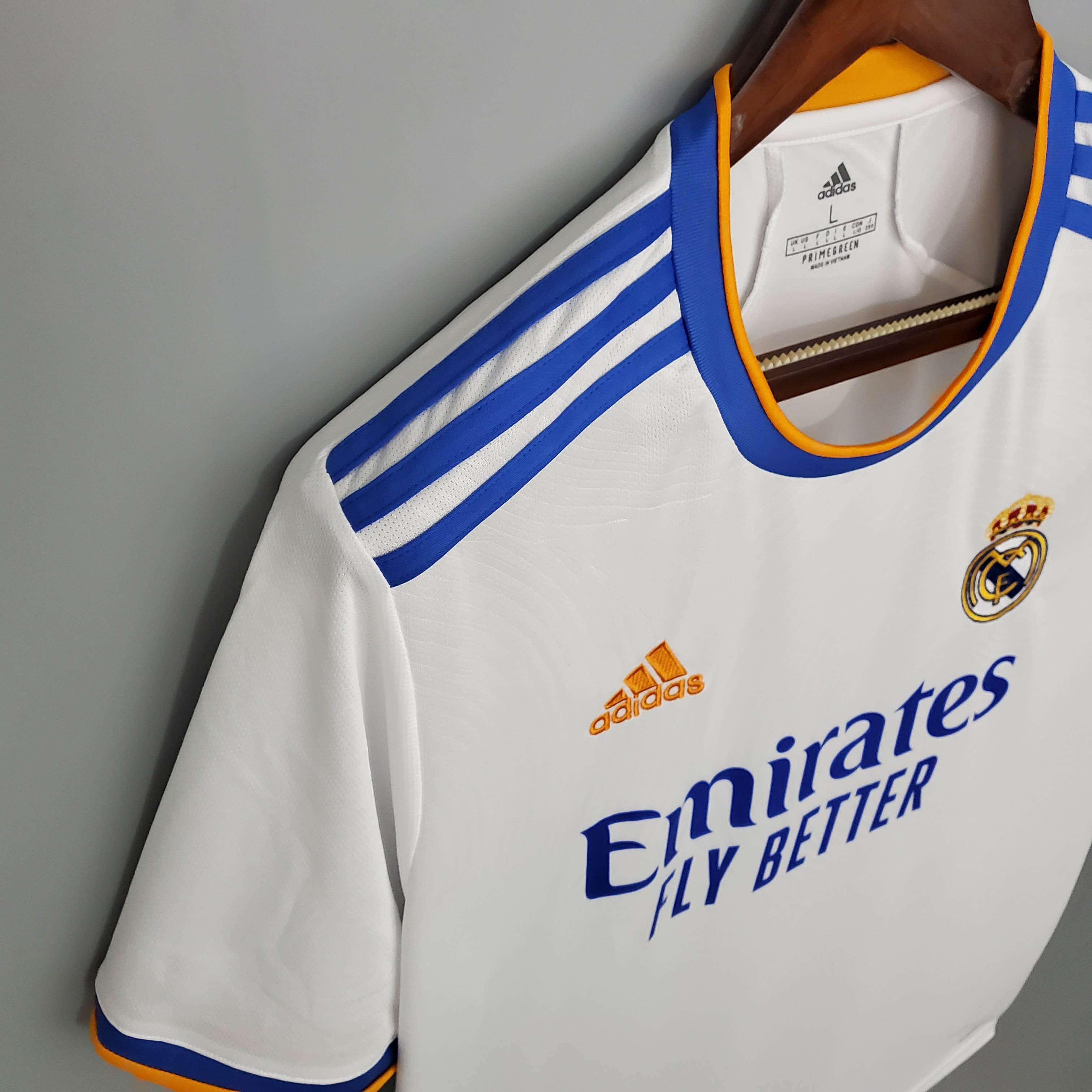 2021/2022 Real Madrid Football Shirt Home — view 6