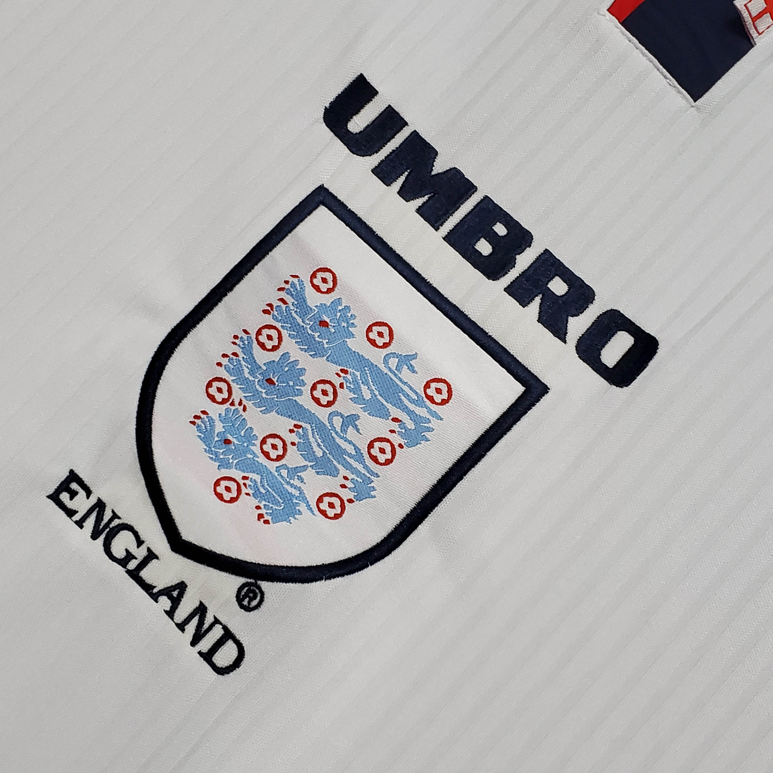 1998 Retro England Home Soccer Jersey 1:1 Thai Quality — view 4