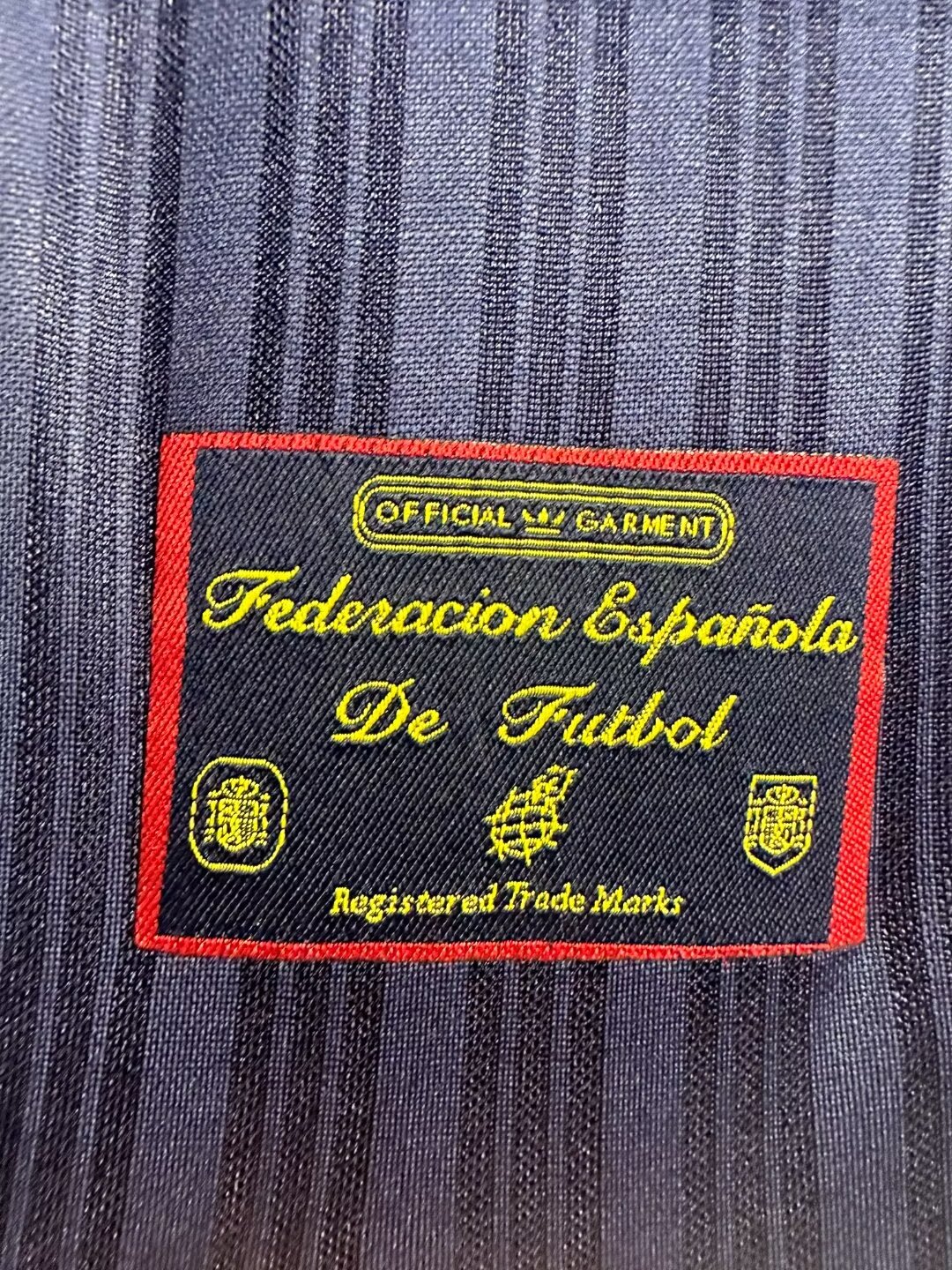 1996 Retro Spain Away Soccer Shirt AAA fan-grade — view 6