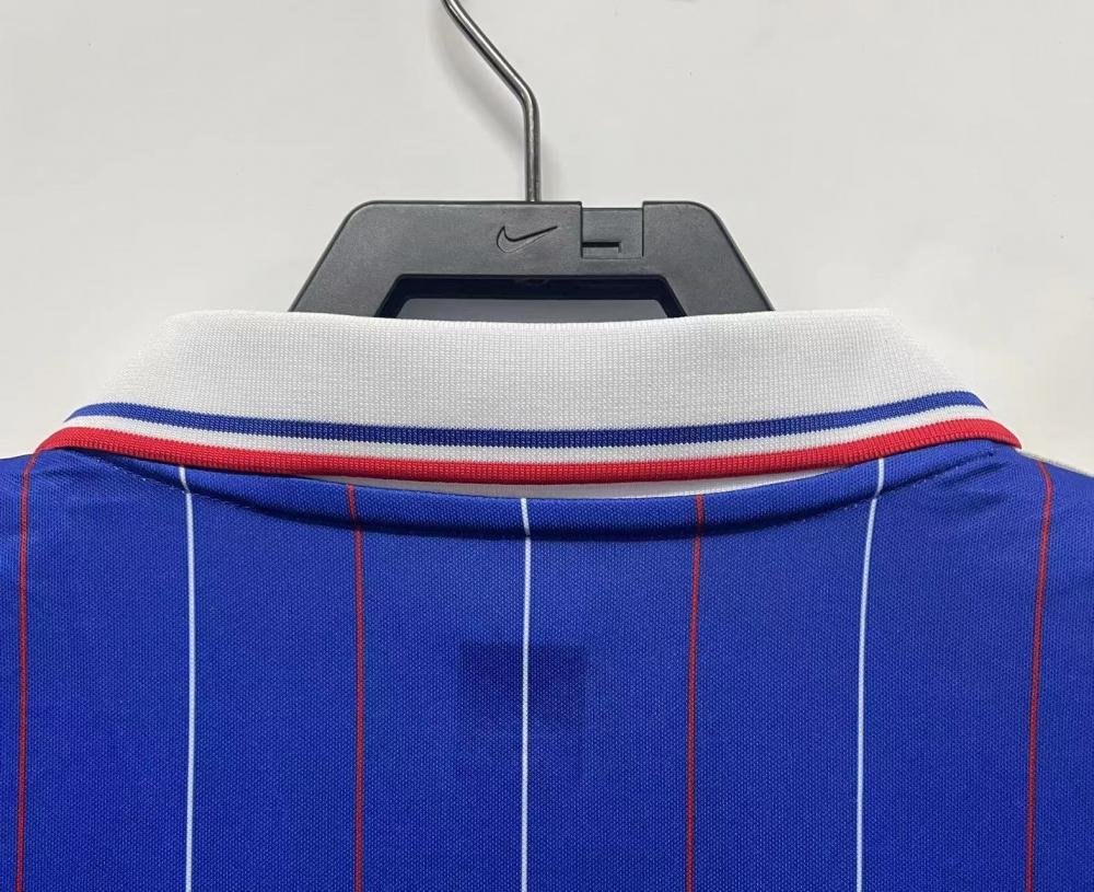 1982 Retro France Home Football Shirt AAA fan-grade — view 4