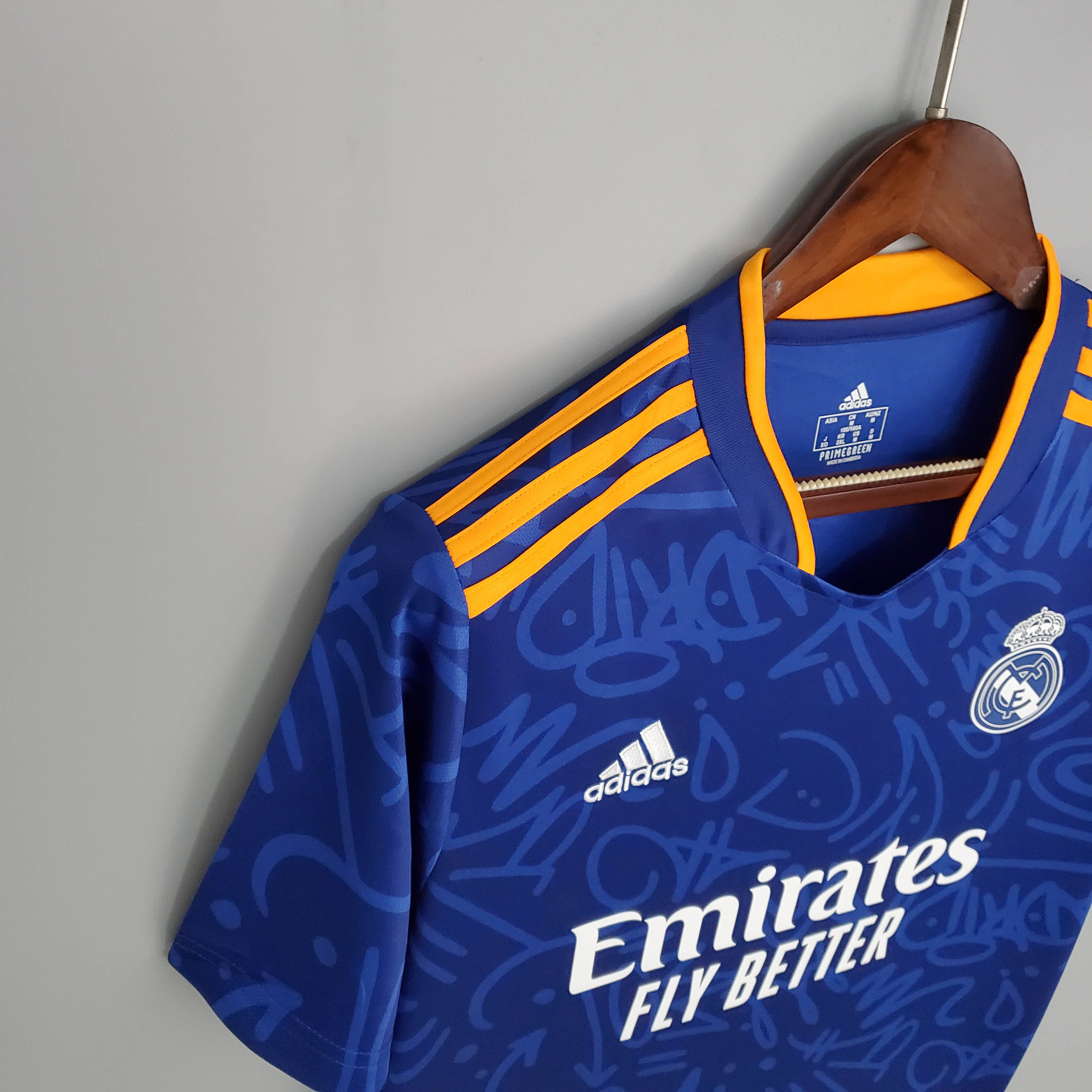 2021/2022 Real Madrid Football Shirt Away — view 6