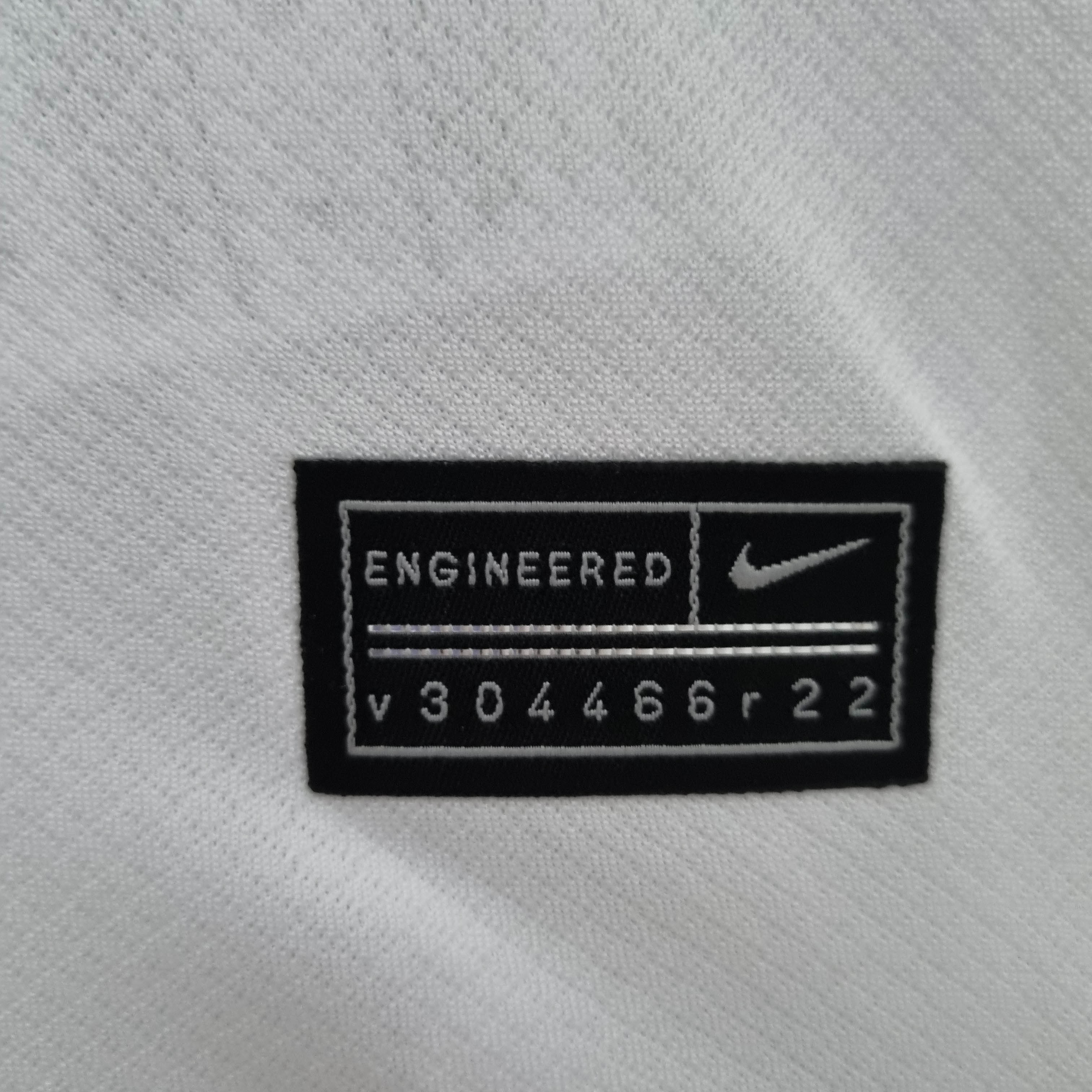 2022/2023 Tottenham Football Shirt Home — view 10