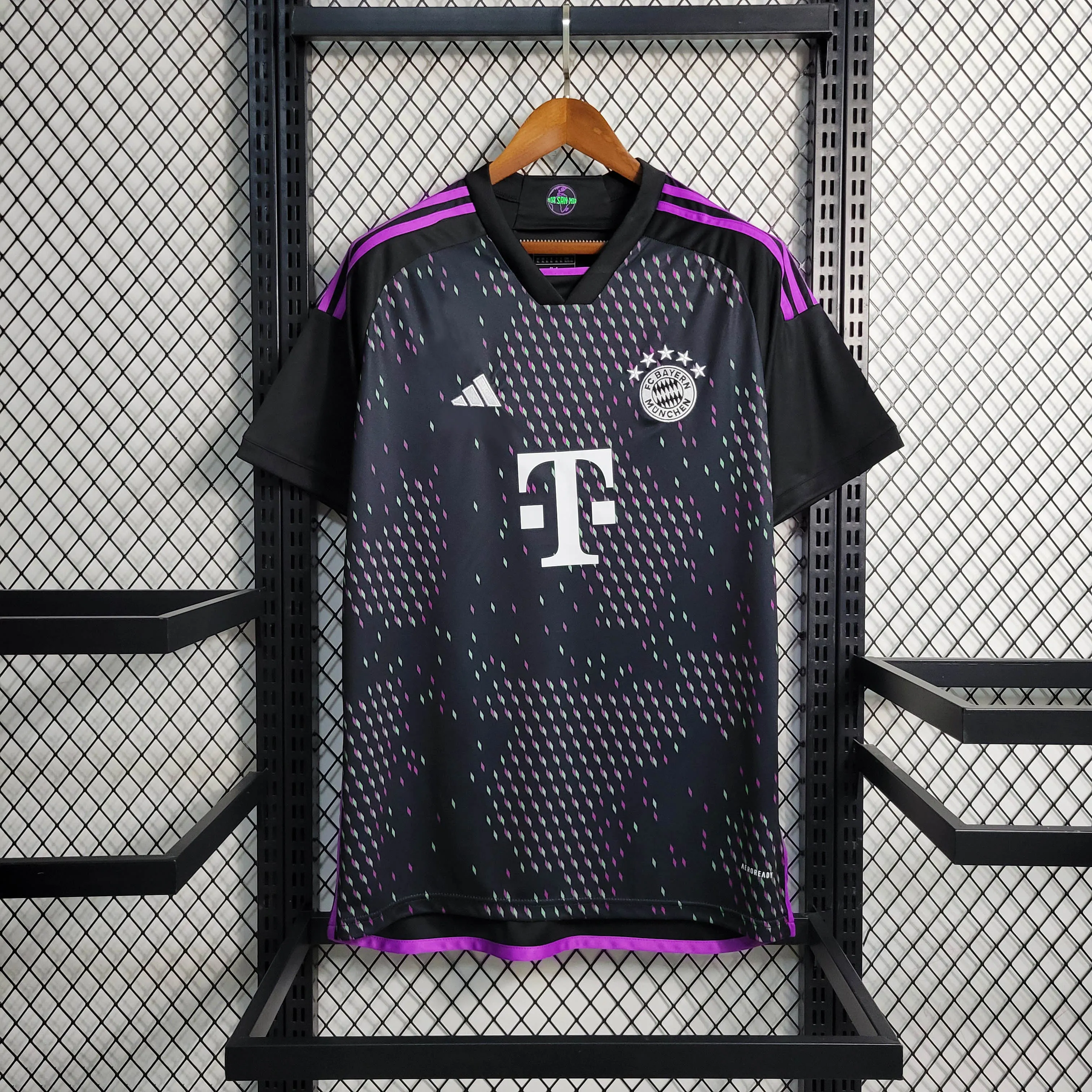 2023/2024 Bayern Munich Extérieur Maillot de Football 1:1 Qualité Thaïlandaise
