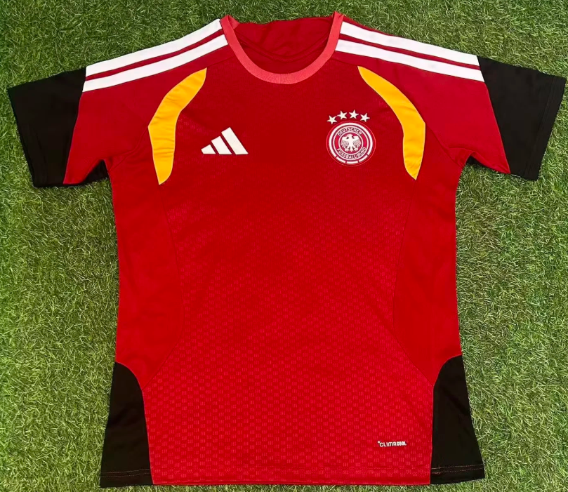 2026/2027 Germany Training Suit Red Football Jersey AAA fan-grade