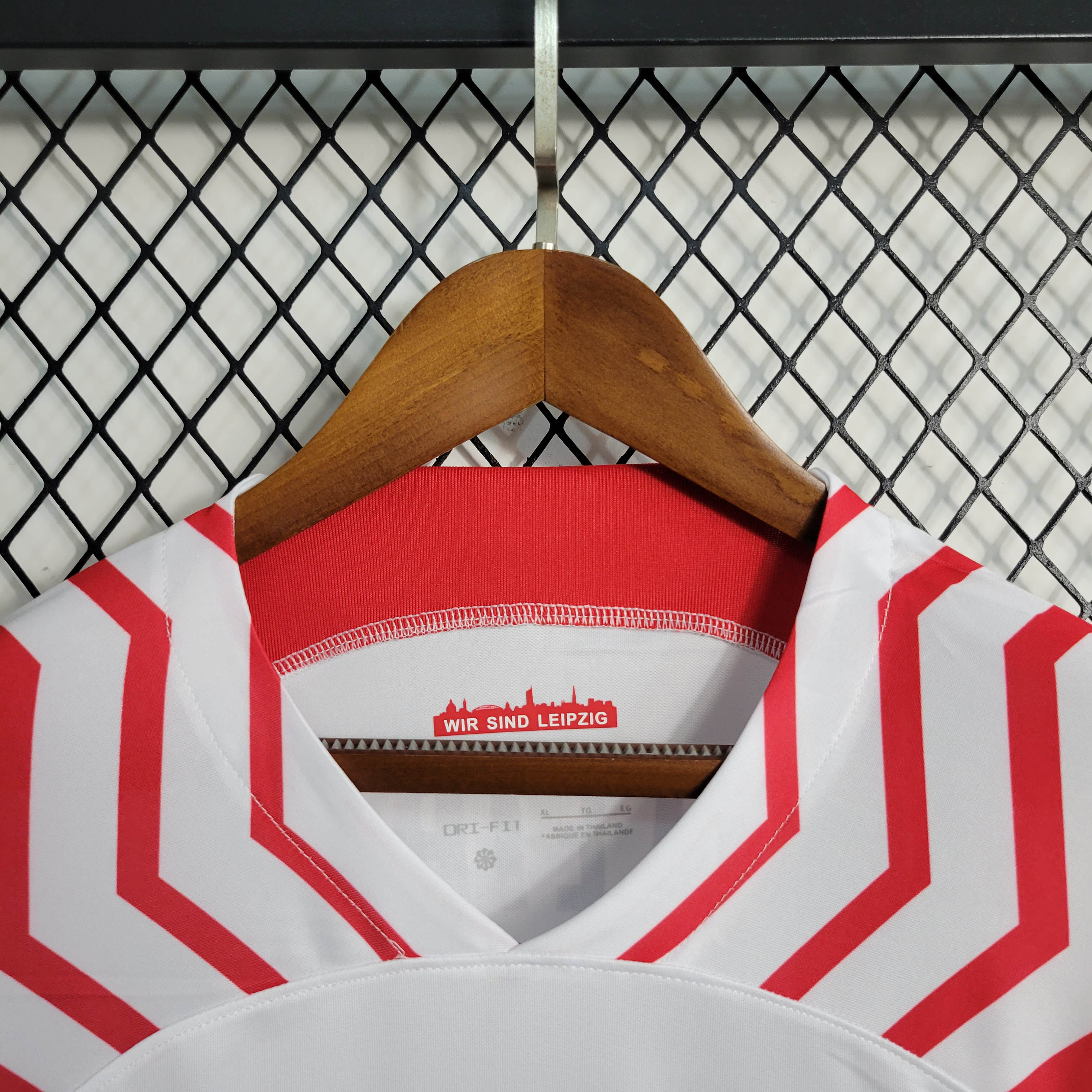 2023/2024 Leipzig Home Football Shirt — view 8