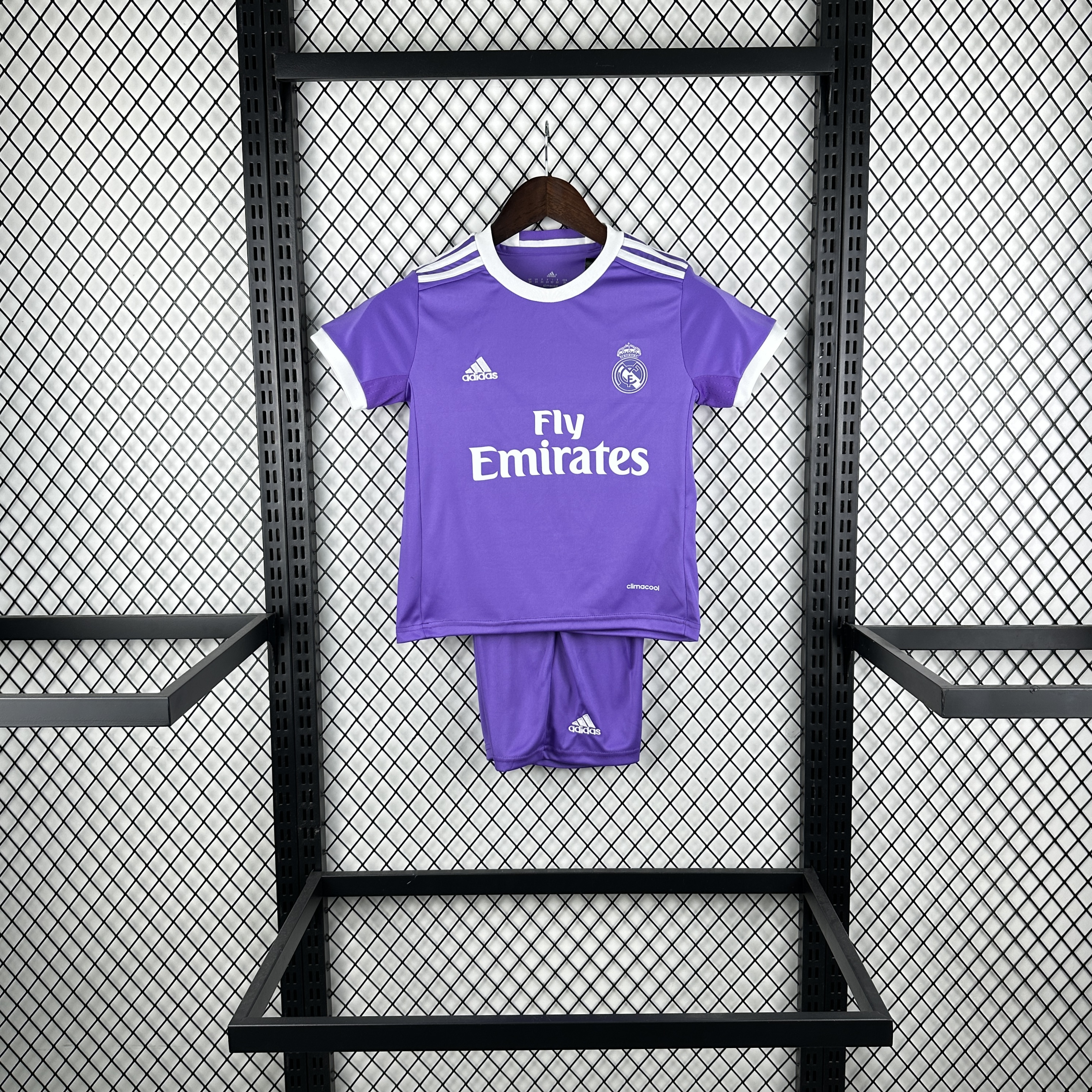 2016/2017 Retro Real Madrid Away Football Shirt AAA fan-grade Kids Size