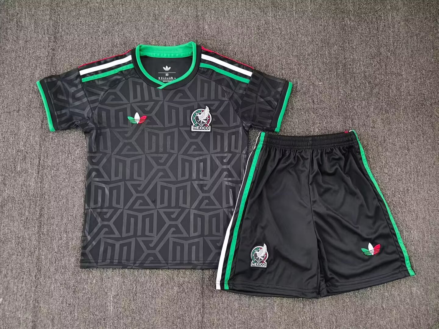 2026 Mexiko Nationalmannschaft Drittes Auswärts Fußballtrikot 1:1 Thai-Qualität Kindergröße