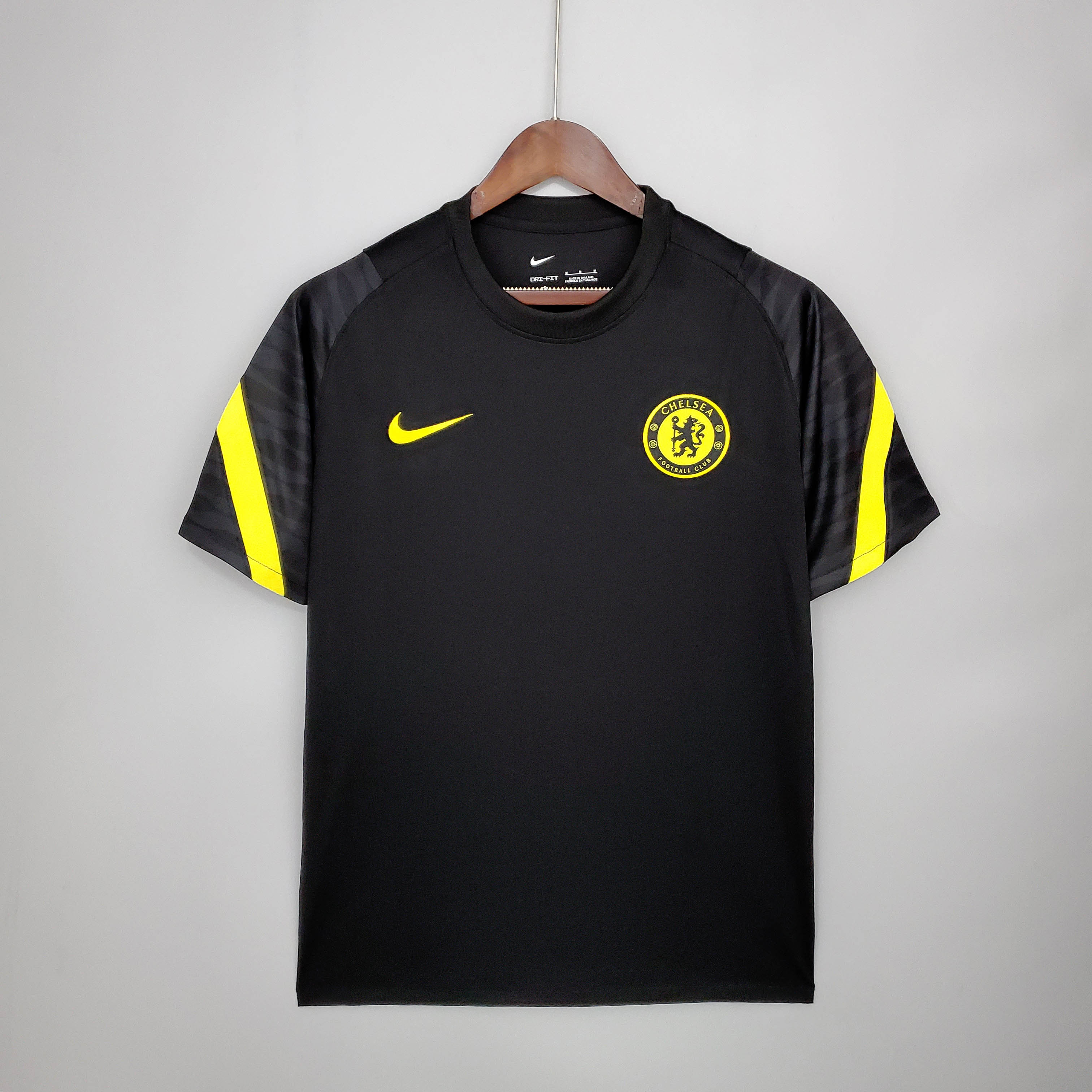 2021/2022 Chelsea Training Suit Black — main view