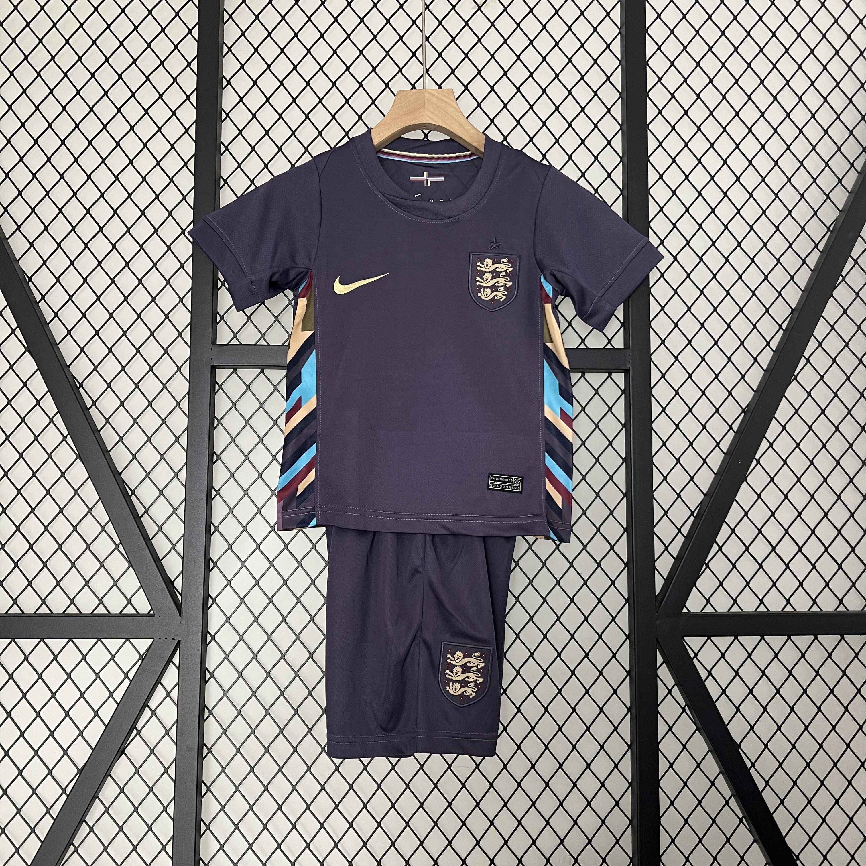 2024 England Away Football Shirt AAA fan-grade Kids Size