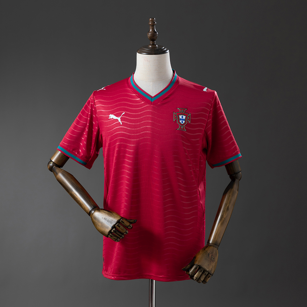 2026 Portugal Heim Fußballtrikot AAA Fan-Qualität — view 3